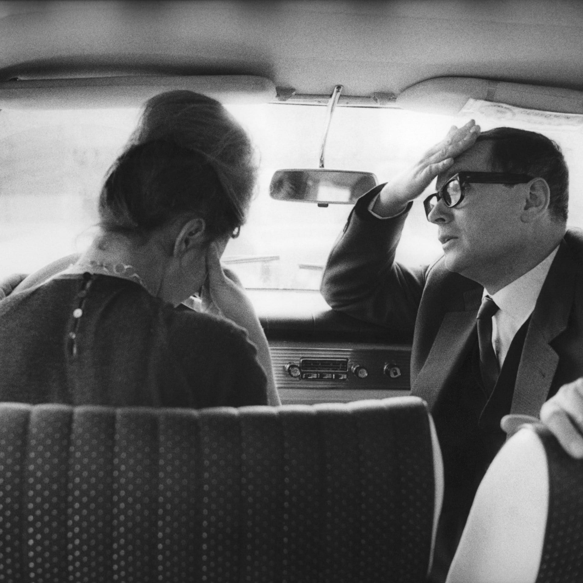 Frauen am Steuer: "Der 7. Sinn" lehrt Frauen das Autofahren | 12.9.1969