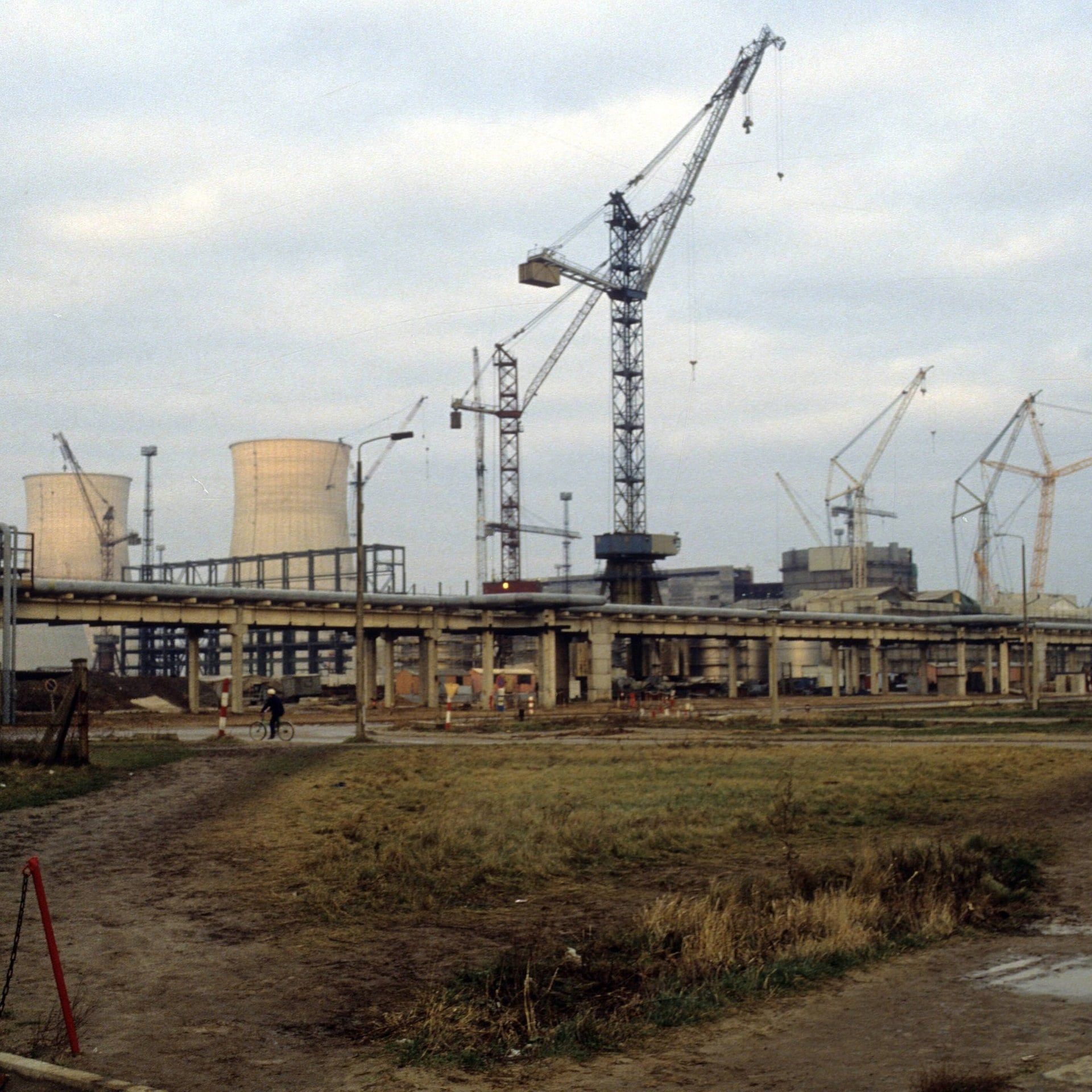 Schlechtes Zeugnis für DDR-Atomkraftwerke | 16.1.1990 | Kernenergie