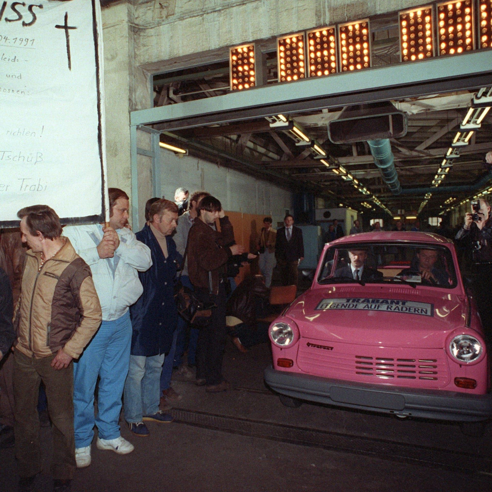 Der letzte Trabi rollt in Zwickau vom Band – Ende einer Ära | 30.4.1991