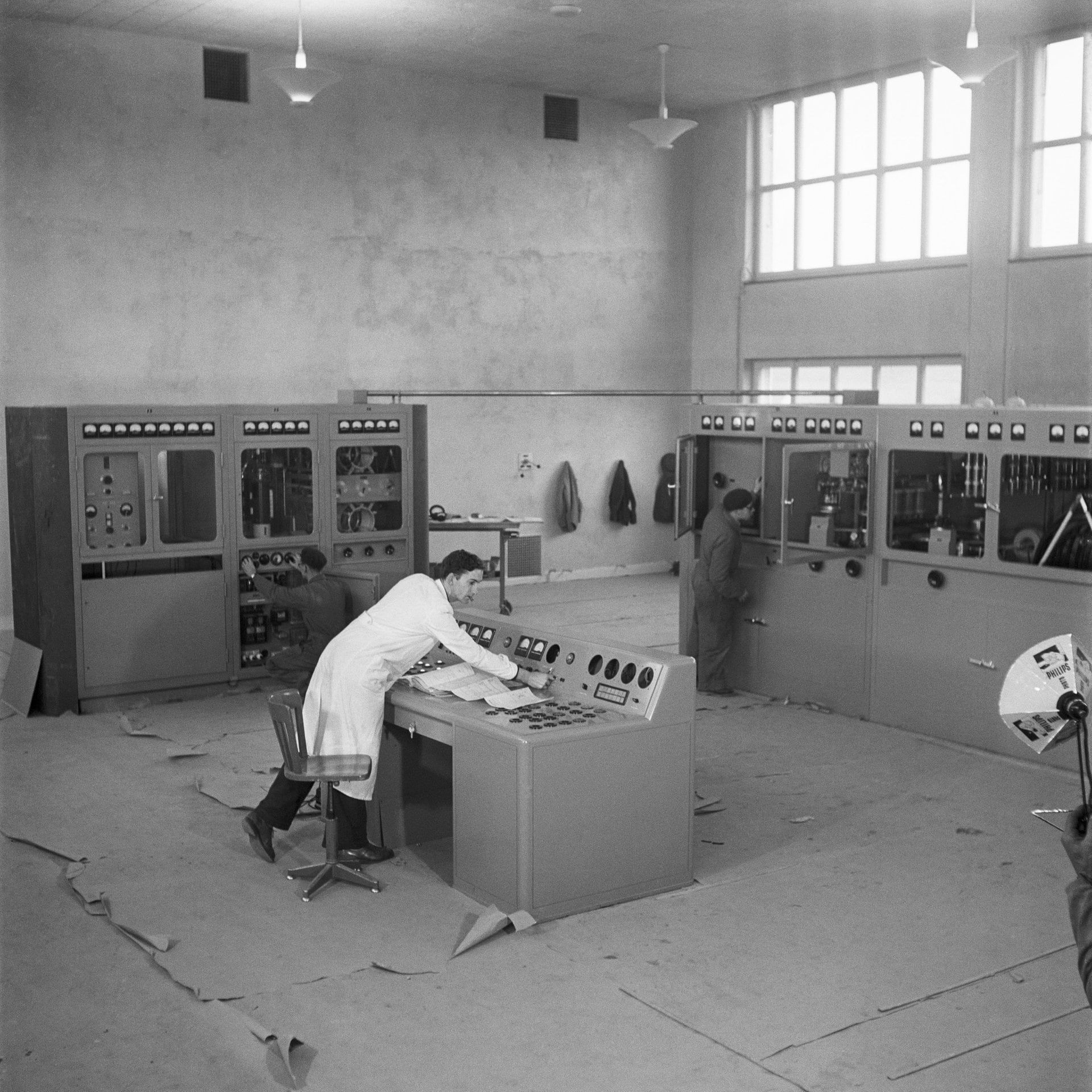 Radio Beromünster: Deutsche Truppen flüchten in die Schweiz | April 1945