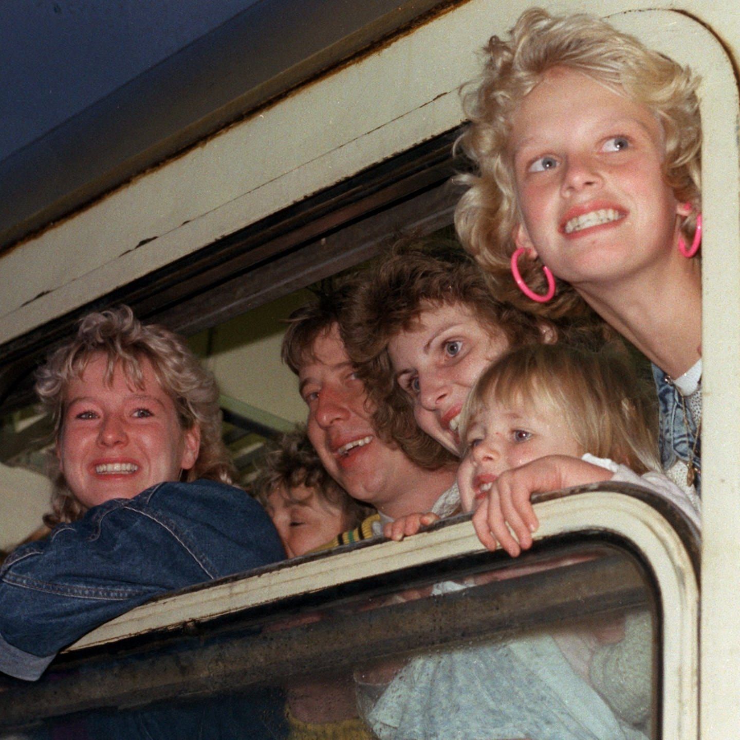 Dresdner wollen auf Flüchtlingszug aus Prag aufspringen | 4.10.1989