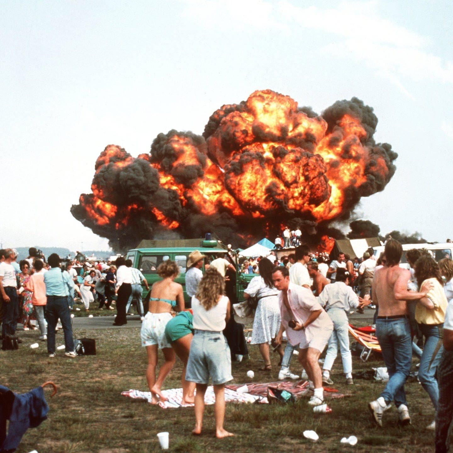 Debatte: Wer trägt Schuld an der Ramstein-Katastrophe? | 8.9.1988