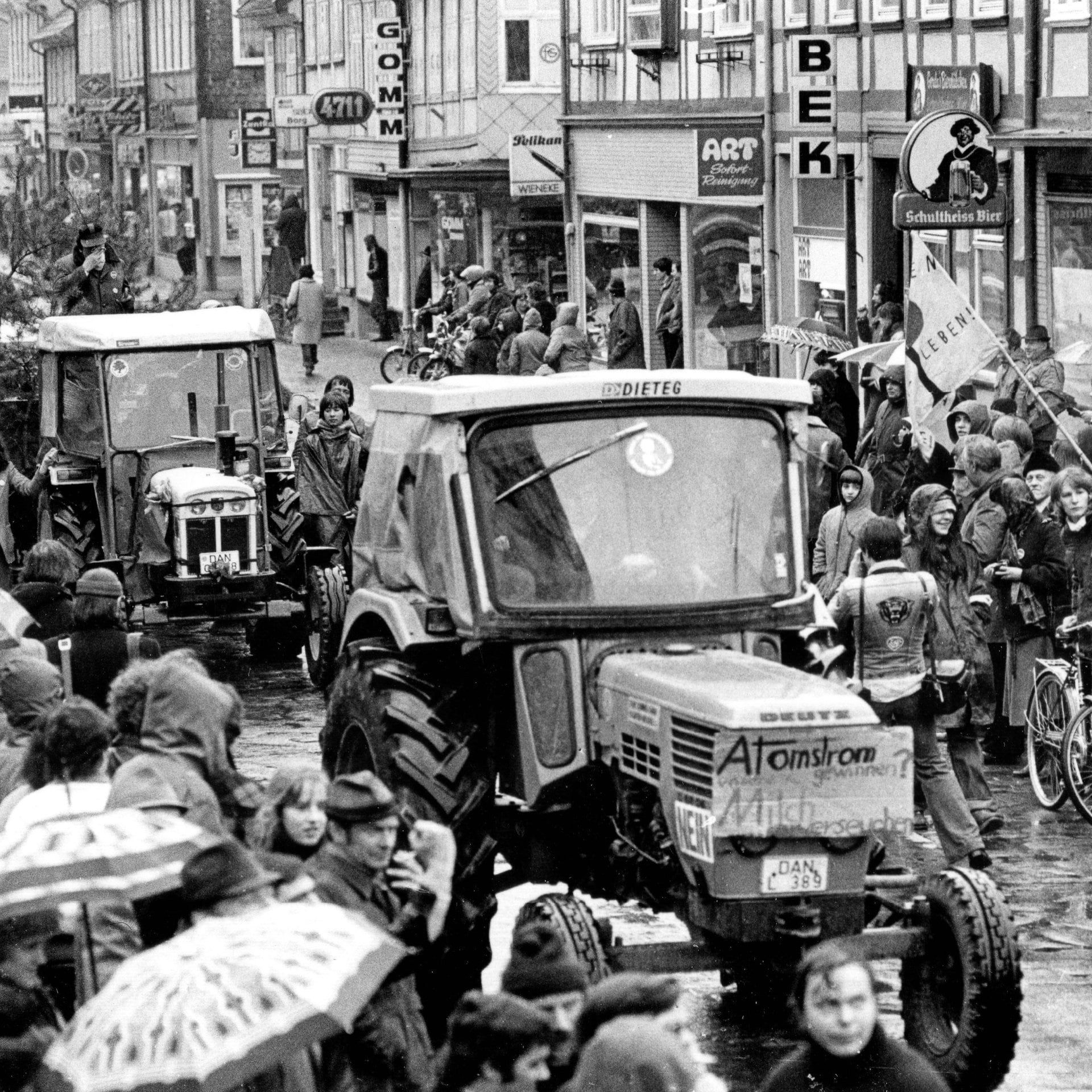 Treckerzug nach Gorleben – Protest gegen Endlagerpläne | 31.3.1979 | Kernenergie