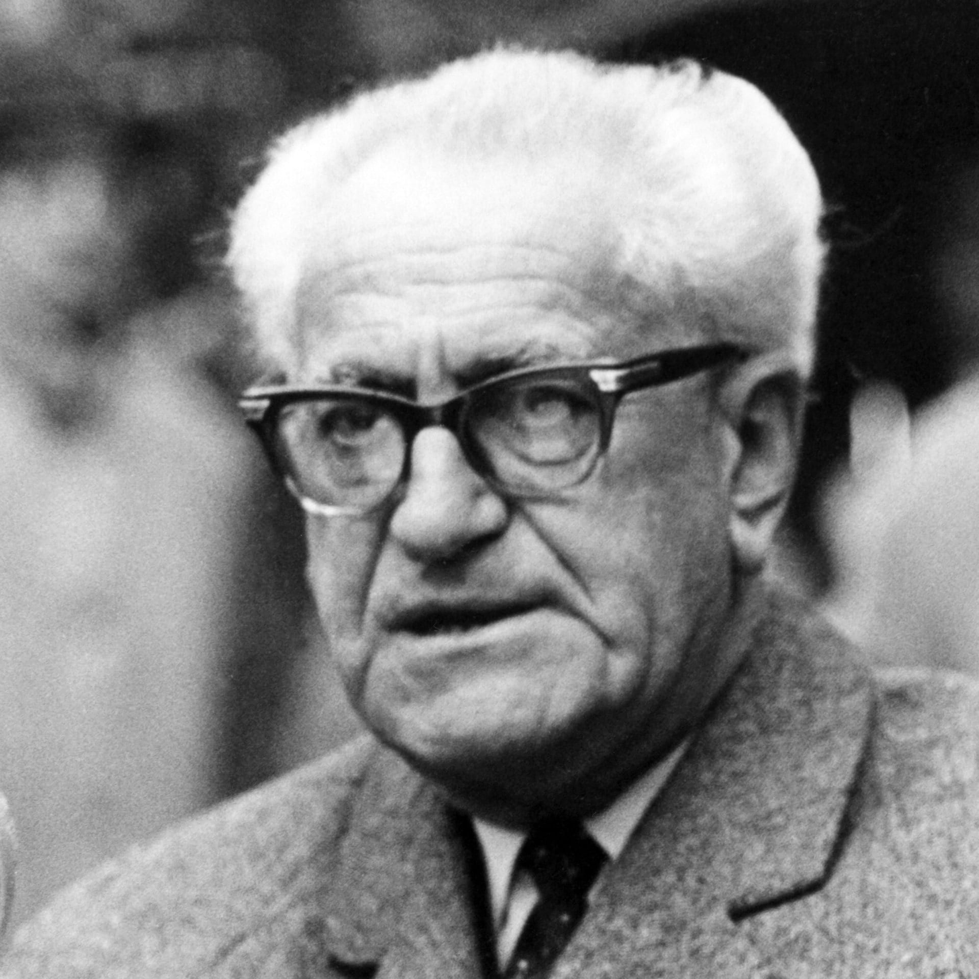 Generalstaatsanwalt Fritz Bauer fordert Aufarbeitung der Nazi-Verbrechen | 25.3.1961
