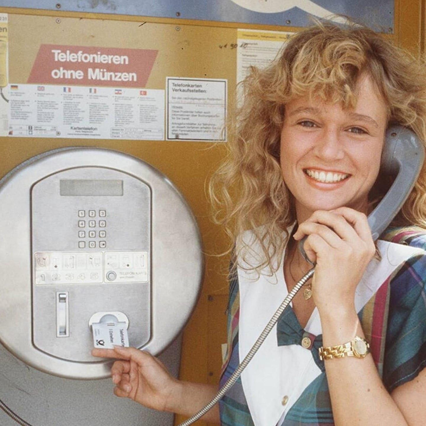 Telefonieren mit Telefonkarte – Stuttgart bekommt neueste Fernsprechtechnik | 1.7.1987