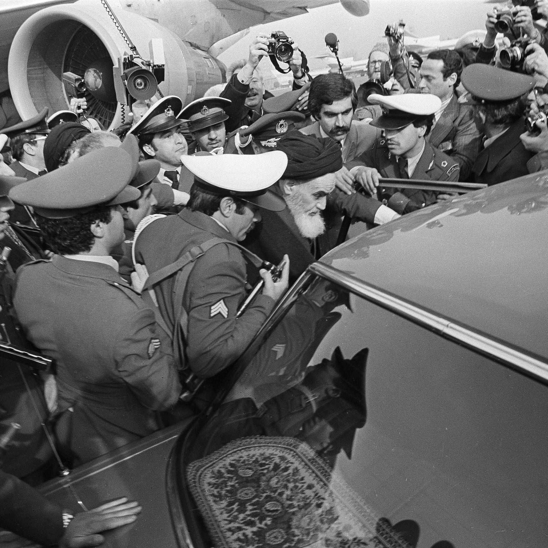 Islamische Revolution – Ayatollah Khomeini kehrt in den Iran zurück | 1.2.1979