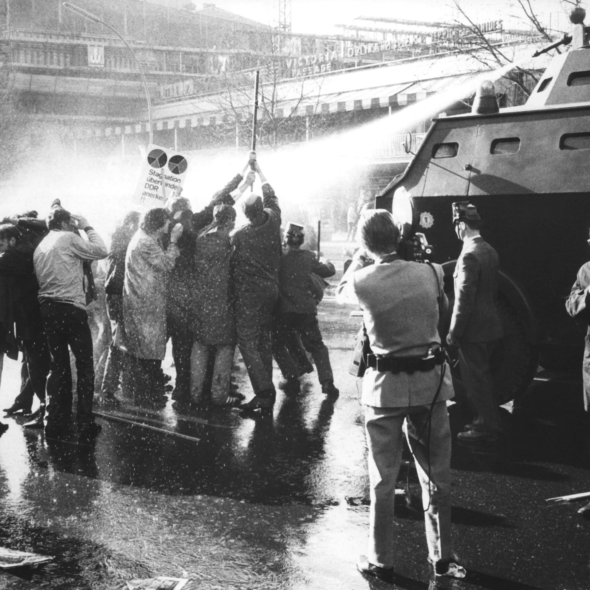 DDR-Nachrichten über Anschlag auf Rudi Dutschke | 12.4.1968