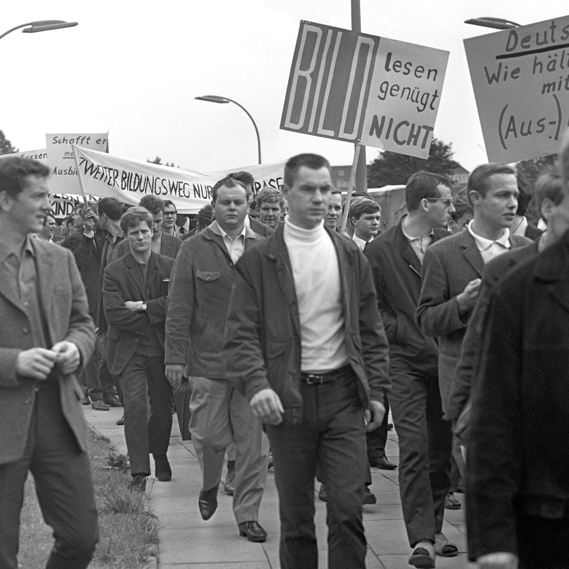 Umfrage: Dürfen Studenten demonstrieren? | 1.8.1967