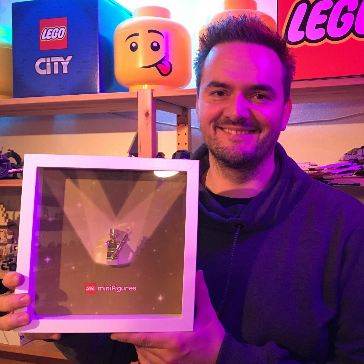 Seine Legofiguren waren im Weltall
