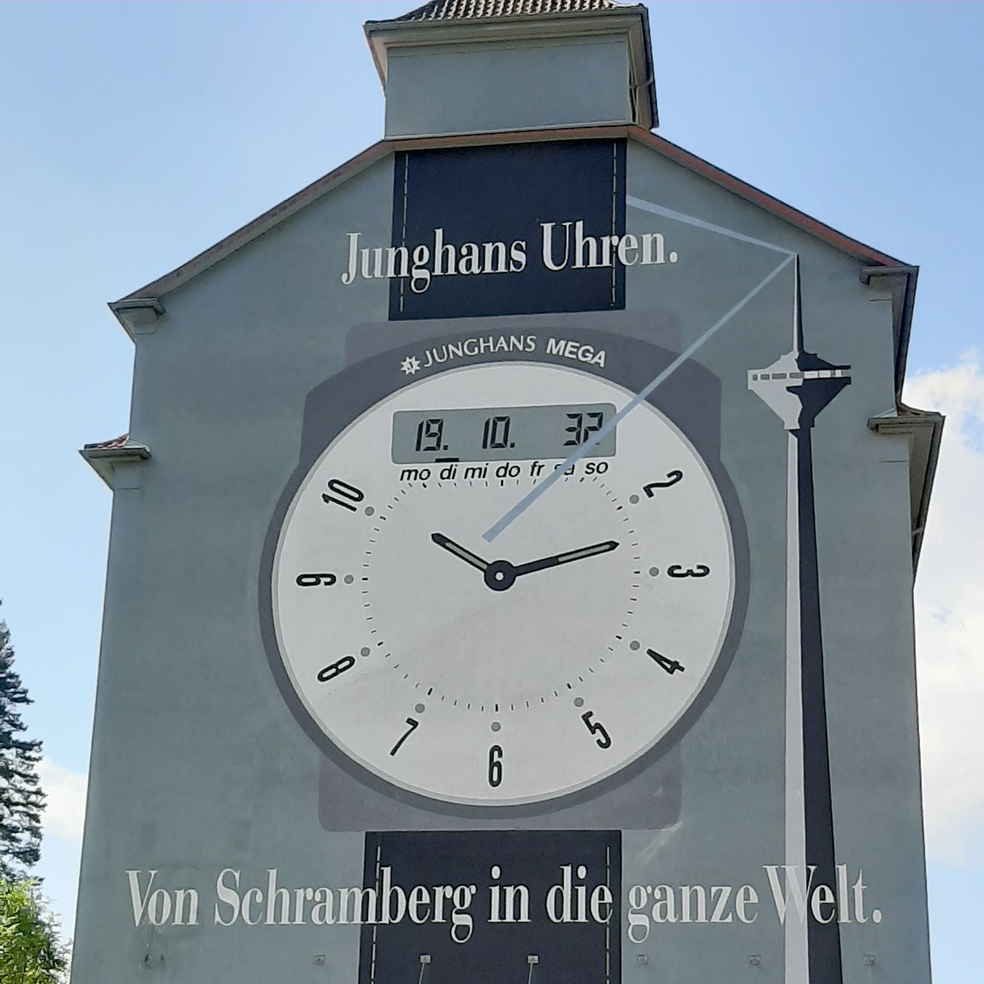Schramberg: Lamas, Uhren und virtuelle Welten