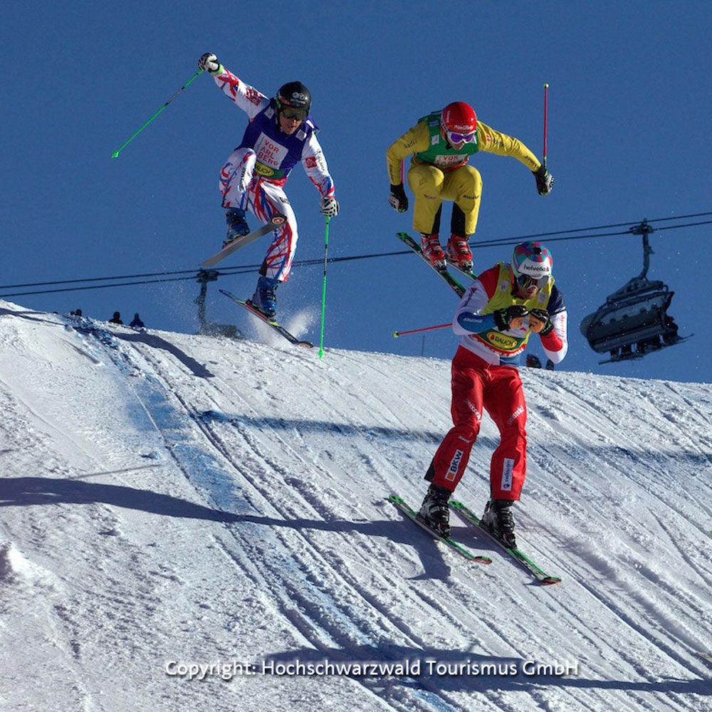 Skicross-Weltcup und Schlittenhunderennen
