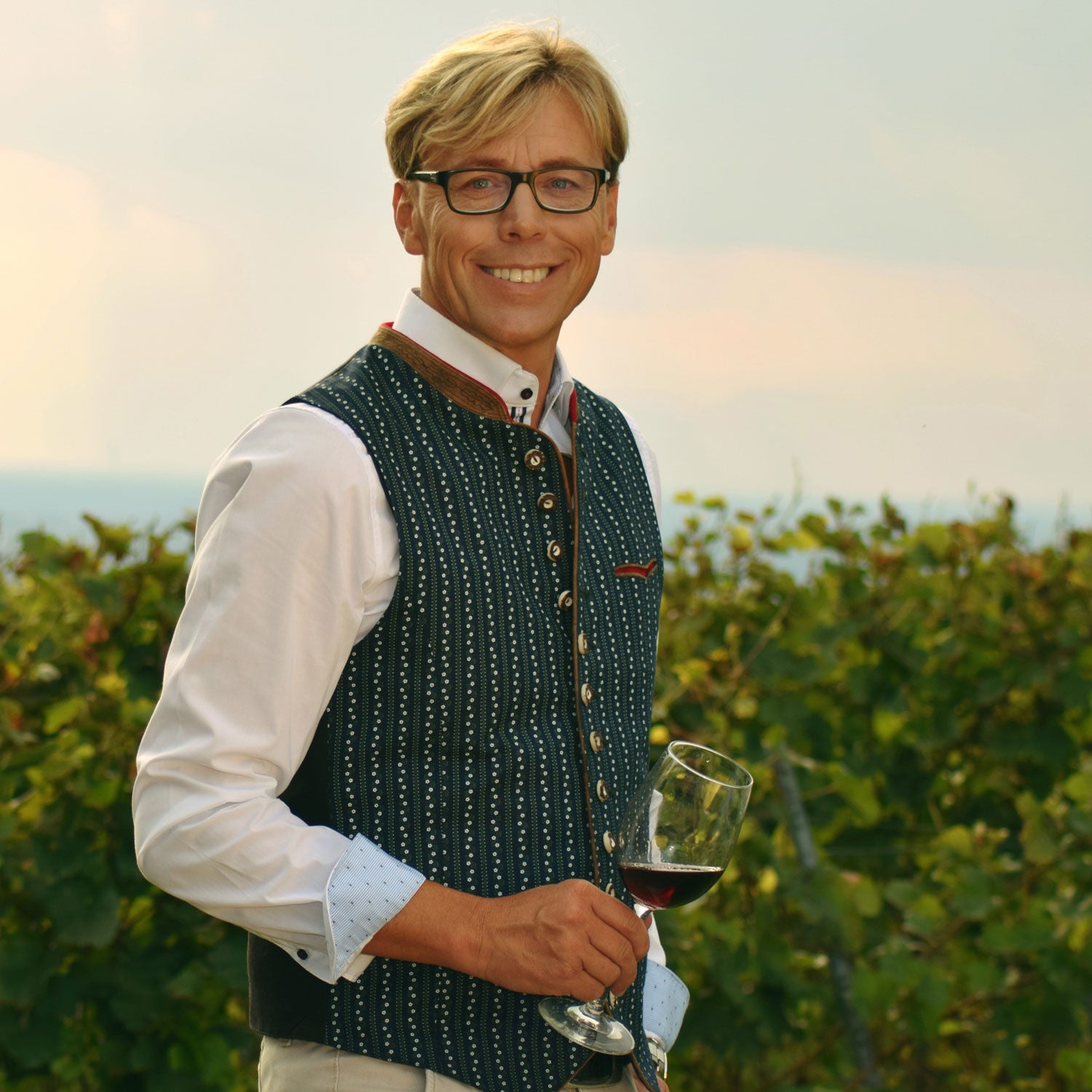 Hansy Vogt, Körperkult und Halloween