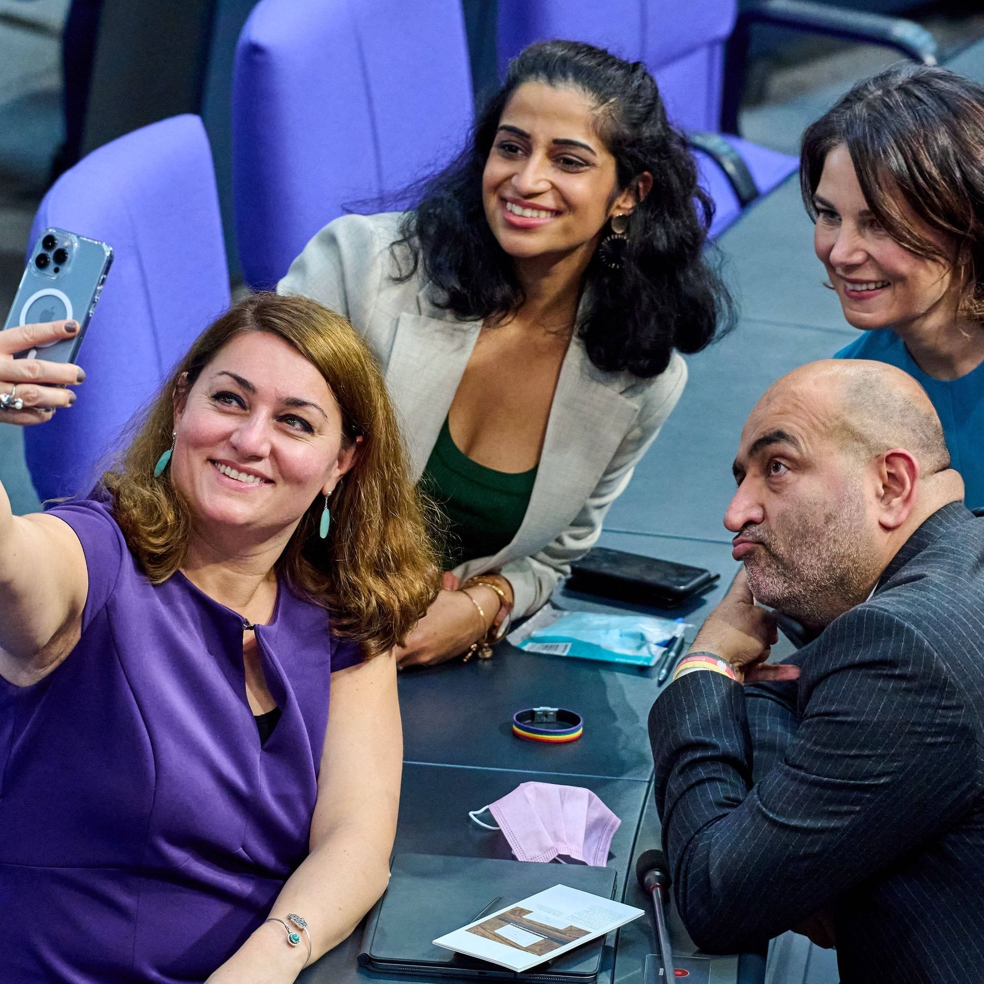 Millennials im Bundestag: Welche Macht haben die jungen Abgeordneten?
