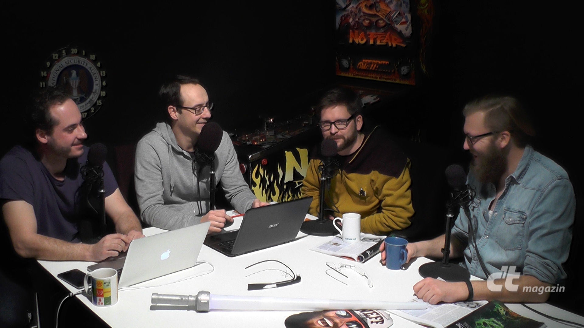"c't Episode 0.1": Gift in Technik, Smartphone-Spione, Fritzbox-Hack
