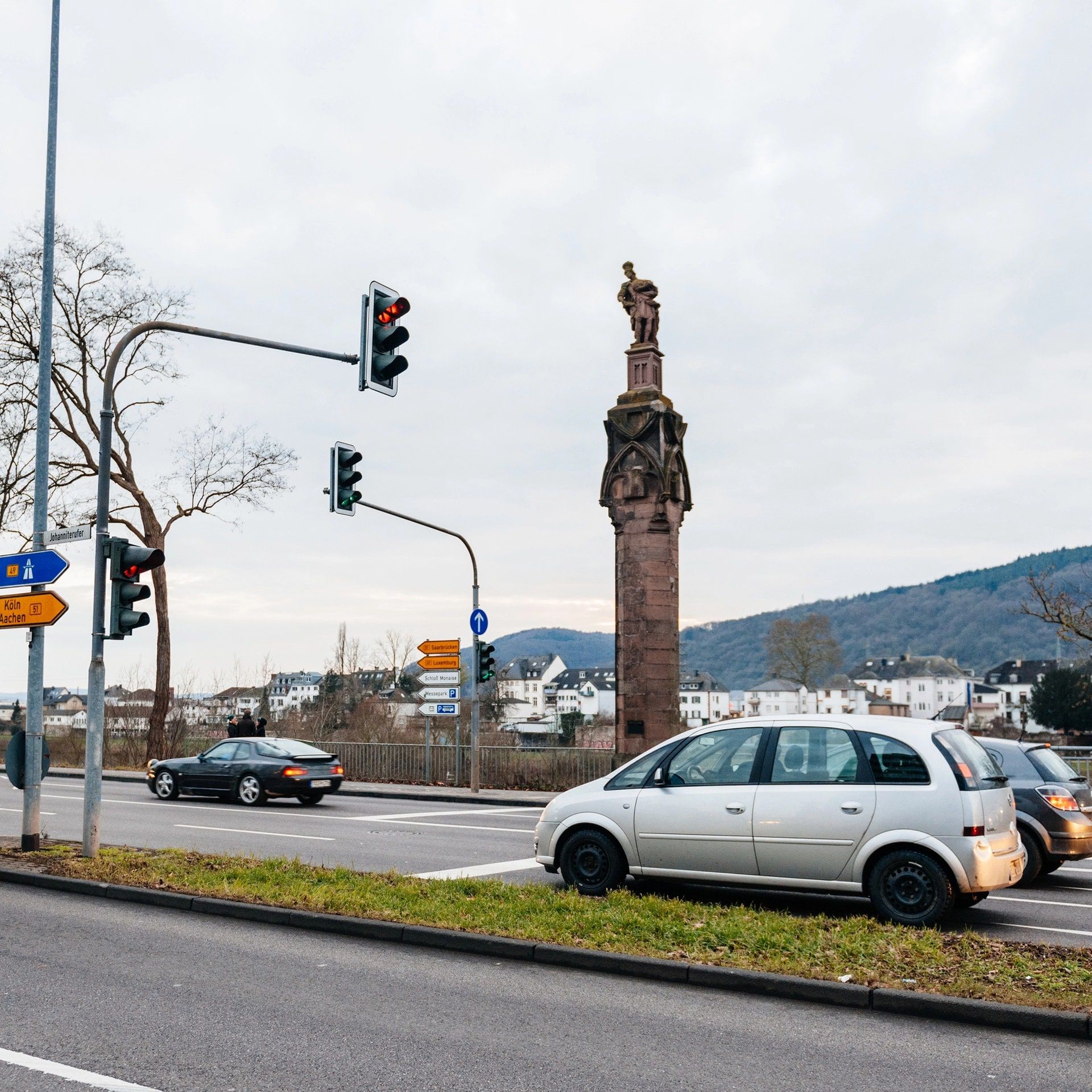 Werden alte Römerstraßen heute noch für den Verkehr genutzt?