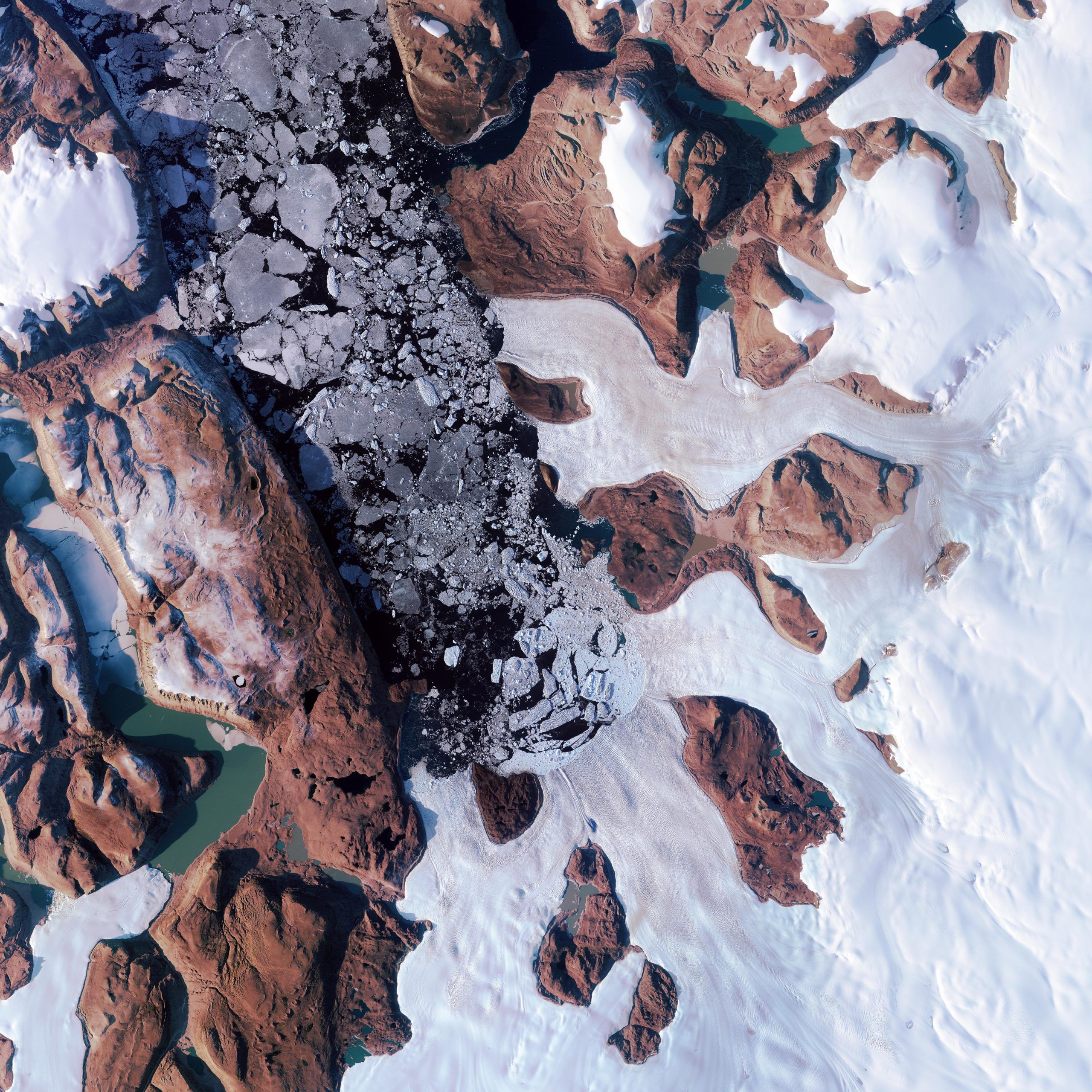 Unsichtbare Wasserwelten: Was schlummert unter den Eisschilden?