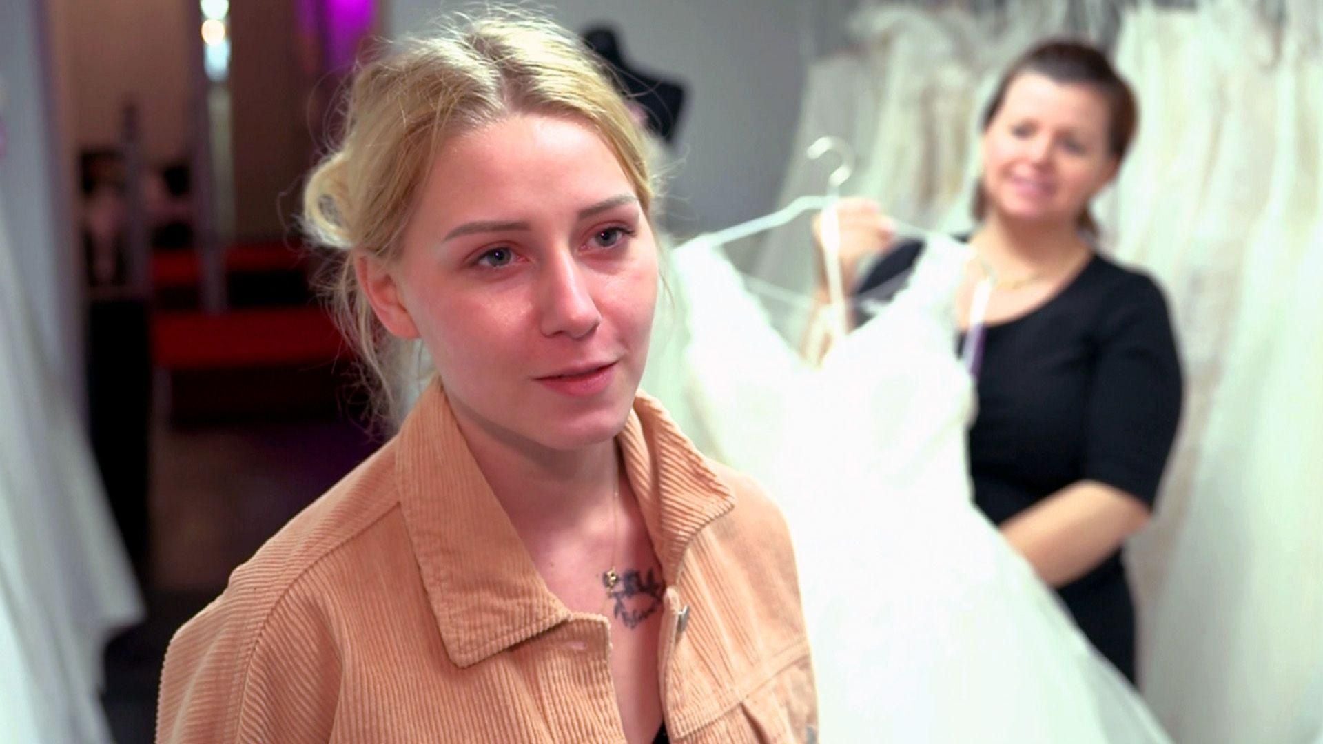 Loredana sucht ihr Hochzeitskleid