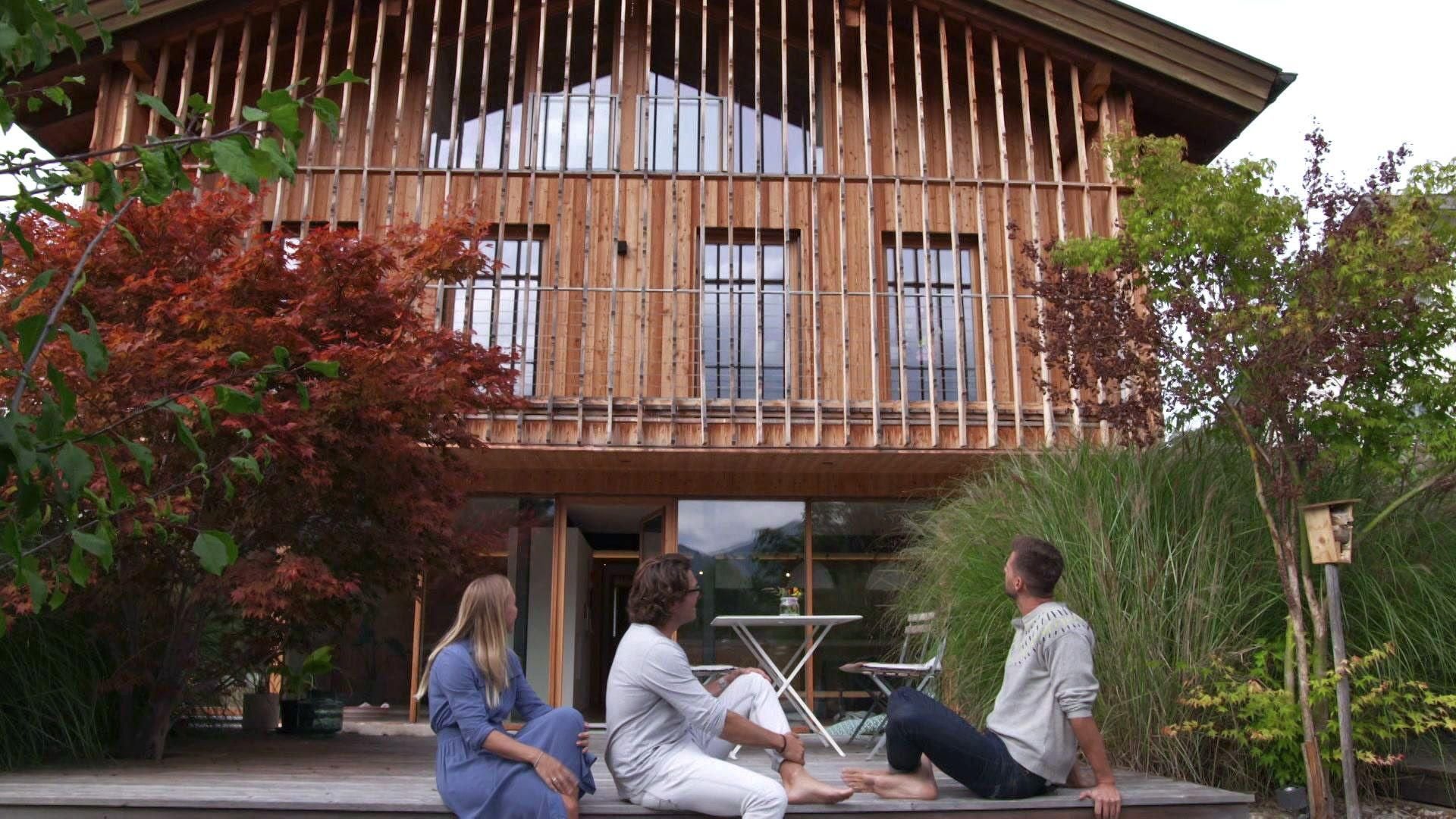 Party-Bungalow / Fledermaushaus / Luxus-Holzhaus