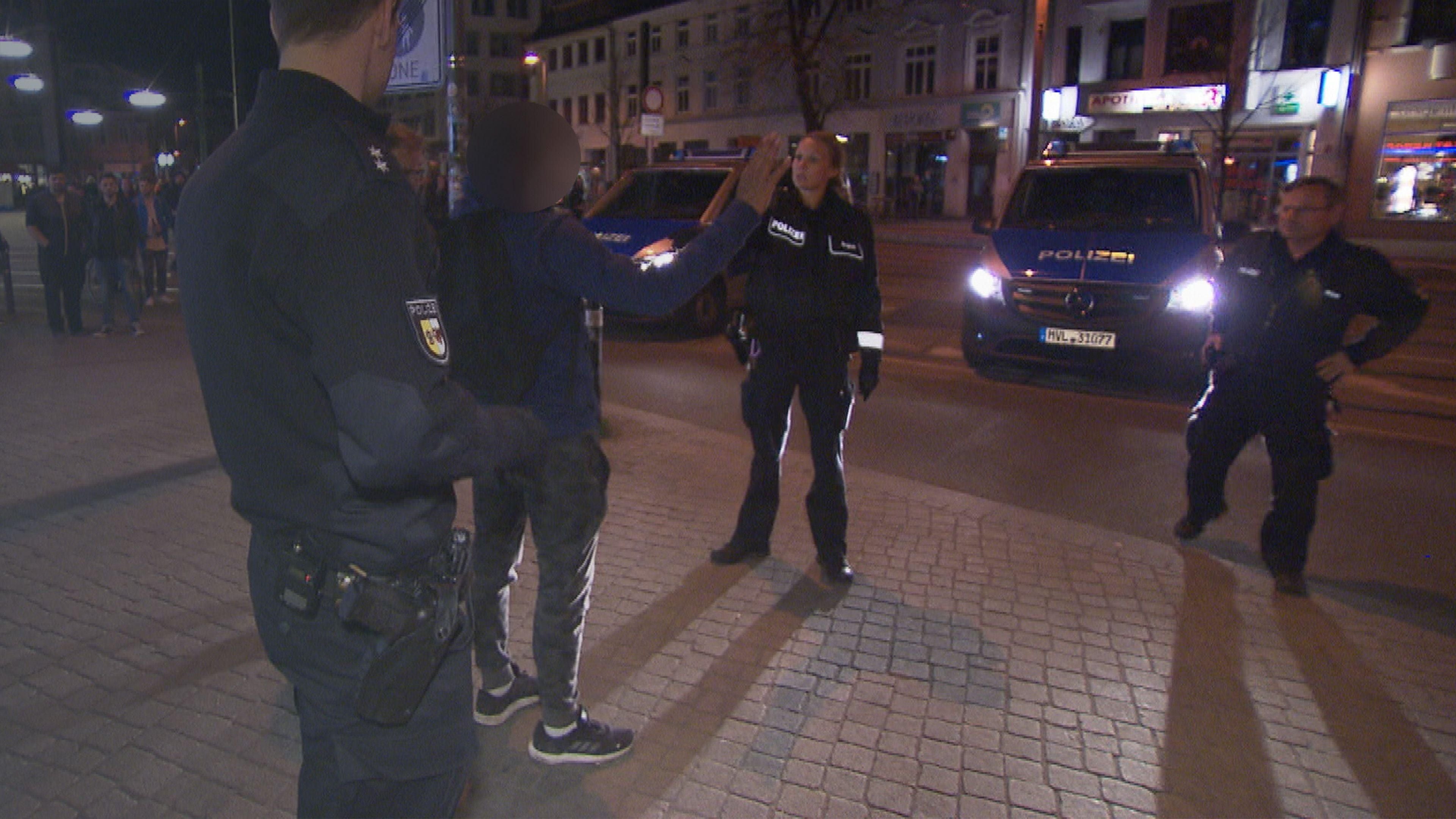Der verlorene Respekt - Ordnungshüter in Gefahr