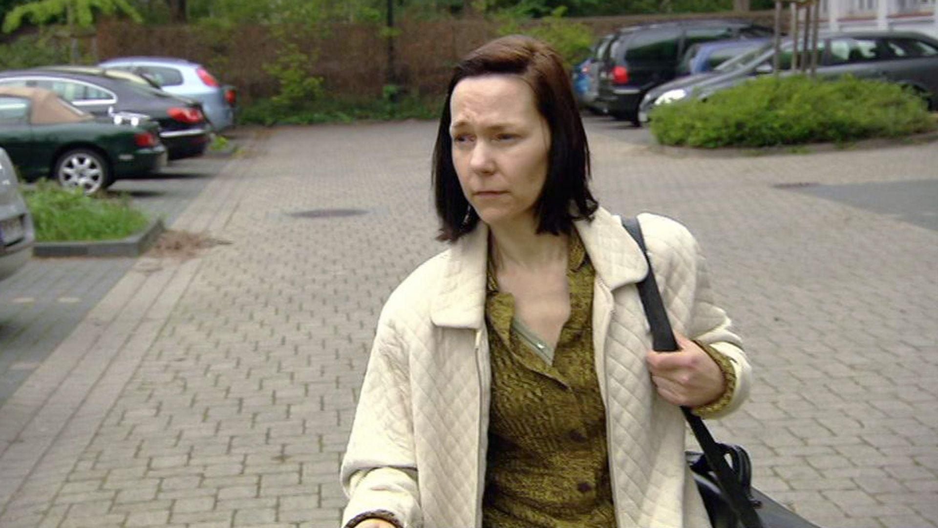 Einsame Lehrerin hat Angst vor der Schule