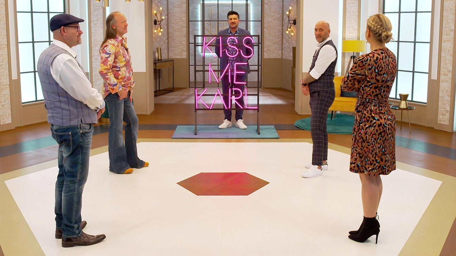 Antike Silberdose / "Kiss me Karl" Werbeleuchte