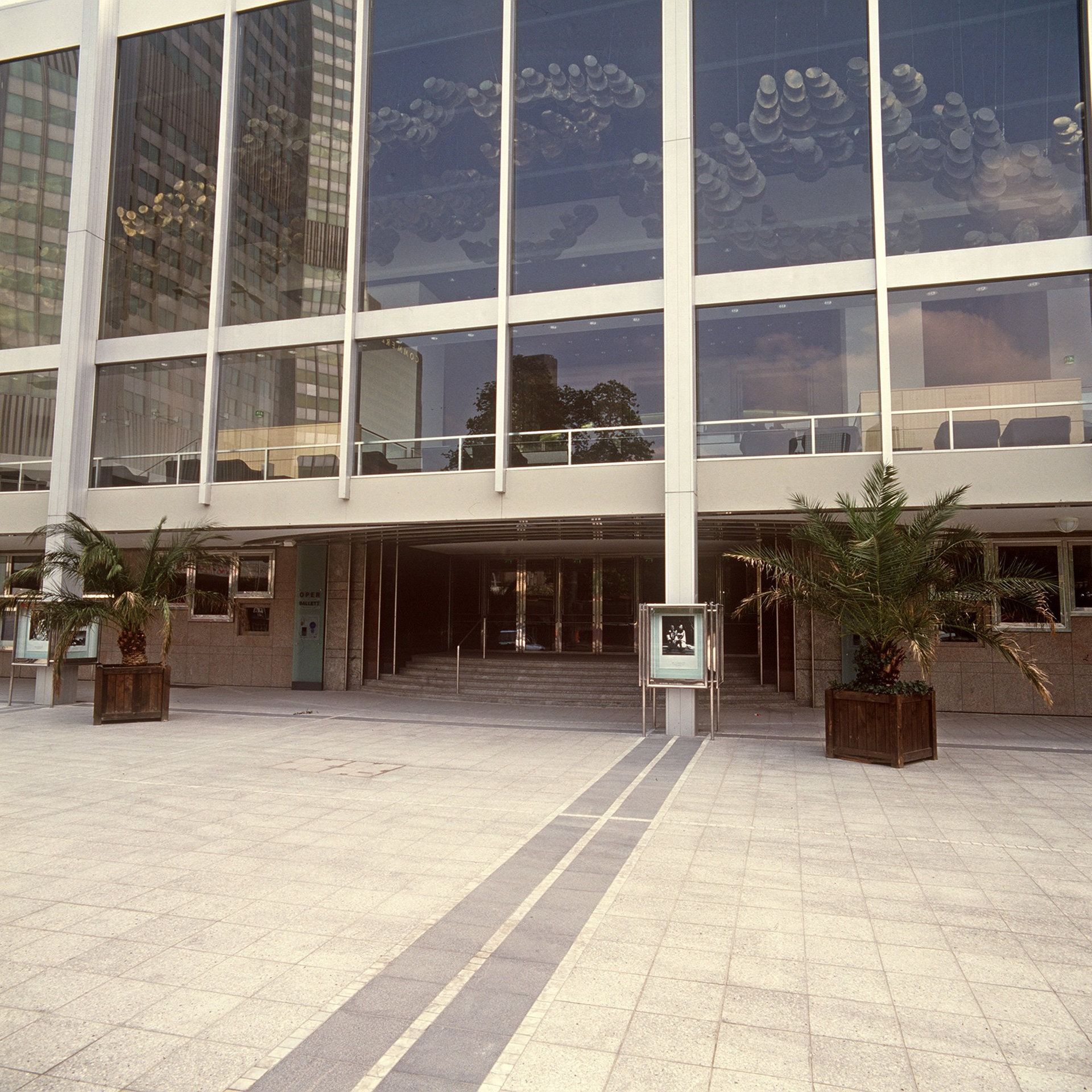 06.04.1991: Die Frankfurter Oper wird wiedereröffnet