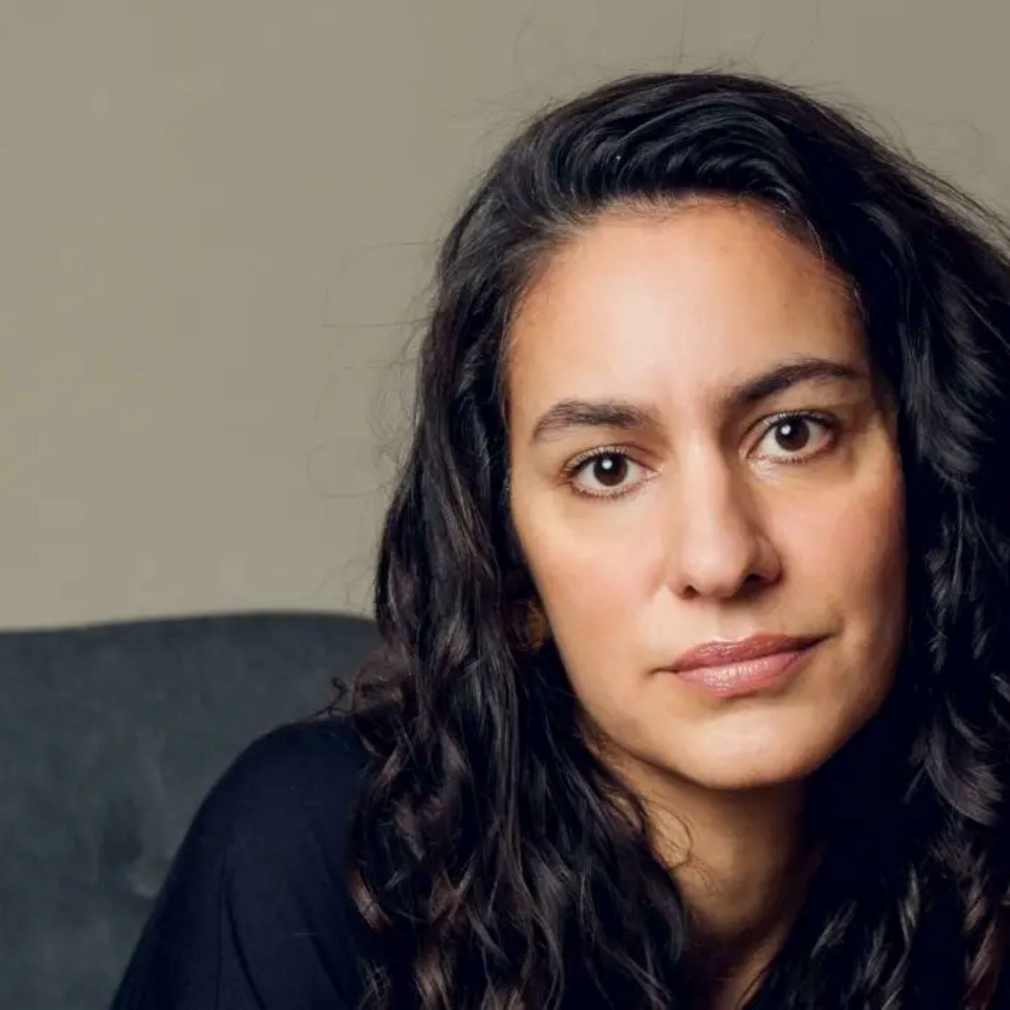 „Die Repression ist schlimmer als vorher“: Maryam Aras über die Lage iranischer Autorinnen und Autoren | Gespräch