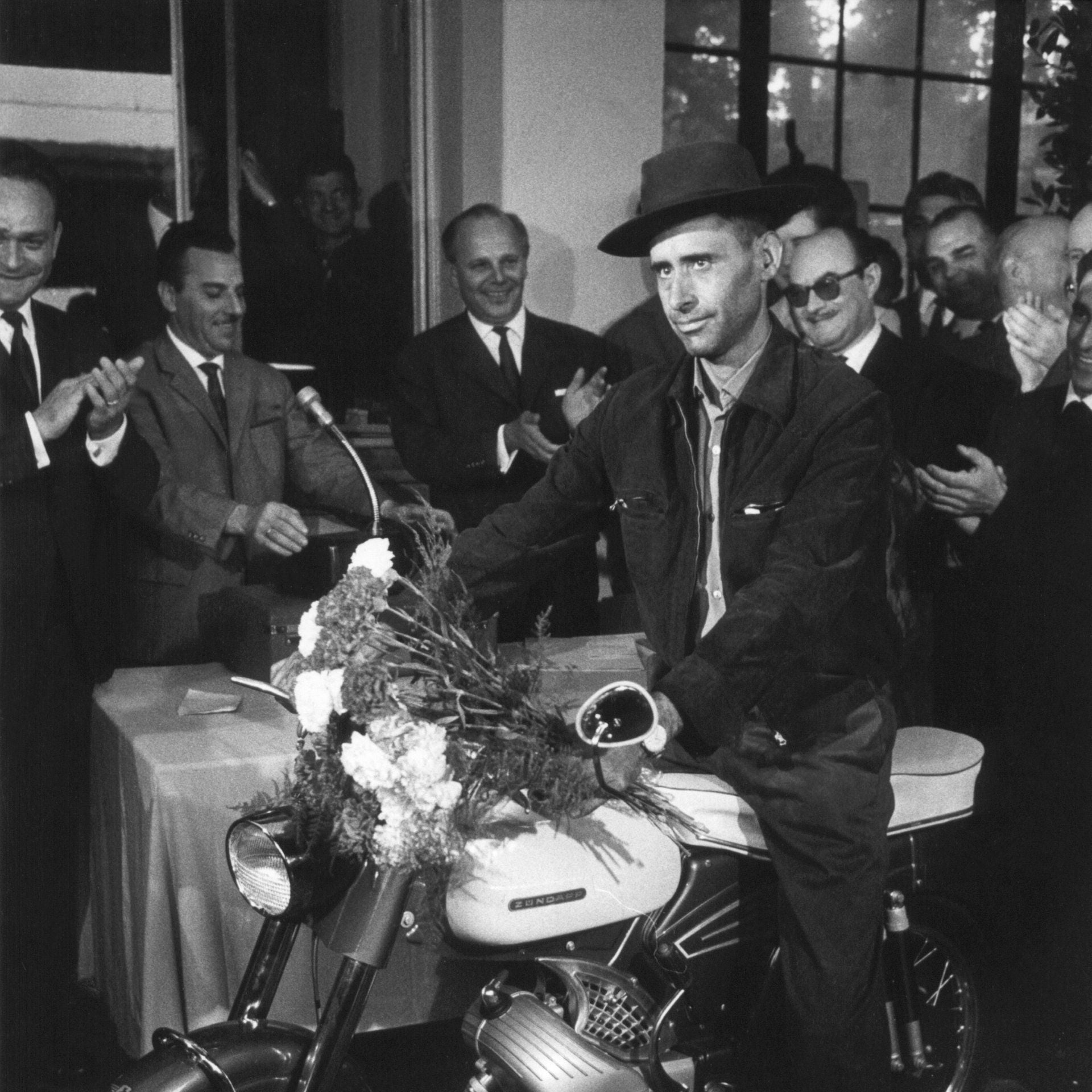 10.09.1964: Der einmillionste Gastarbeiter kommt an
