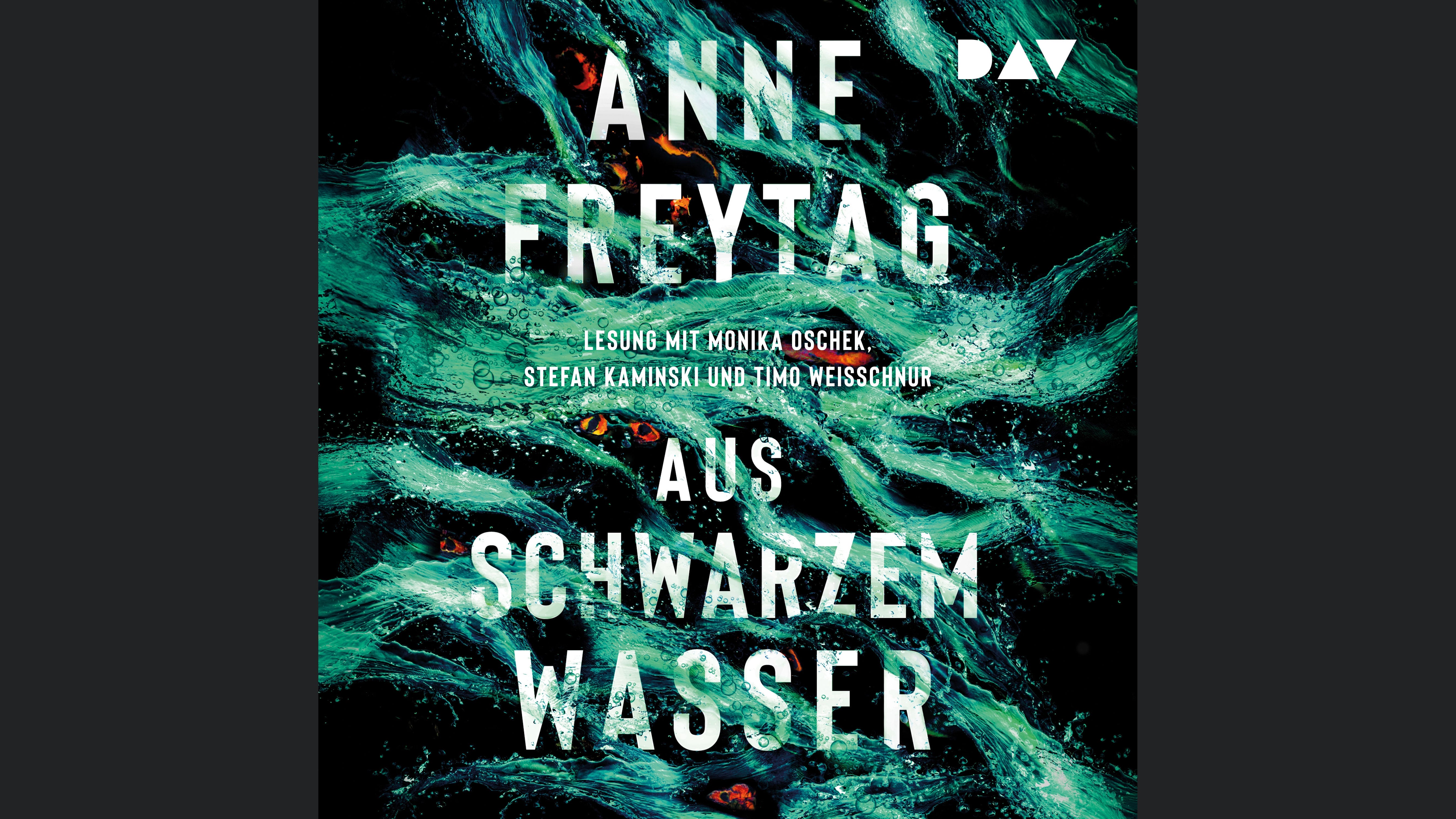 Aus schwarzem Wasser