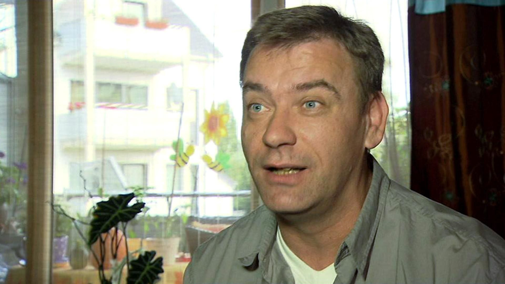 Vater will Geld in Sicherheit bringen