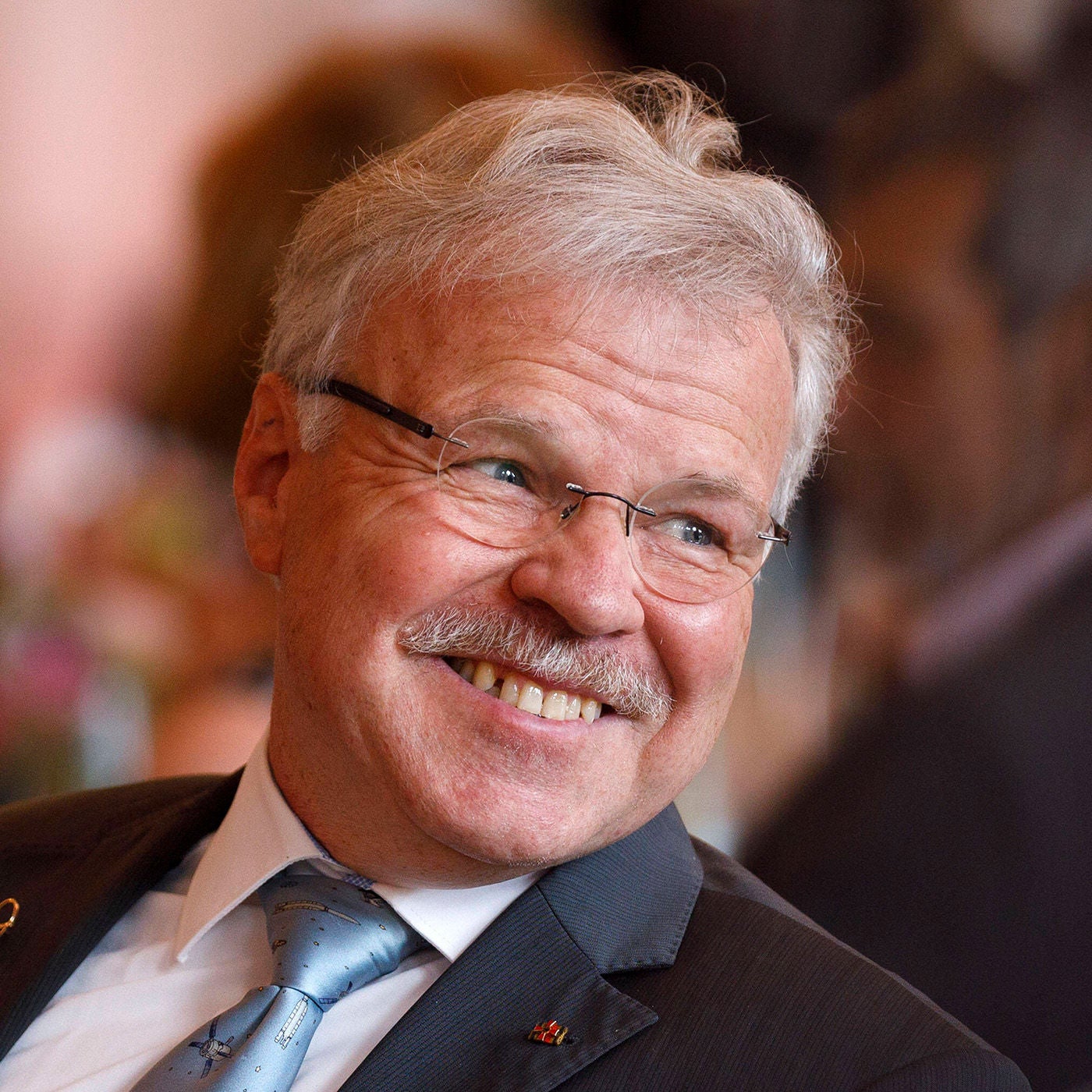"Astronaut ist man für immer" | Reinhold Ewald, Astronaut
