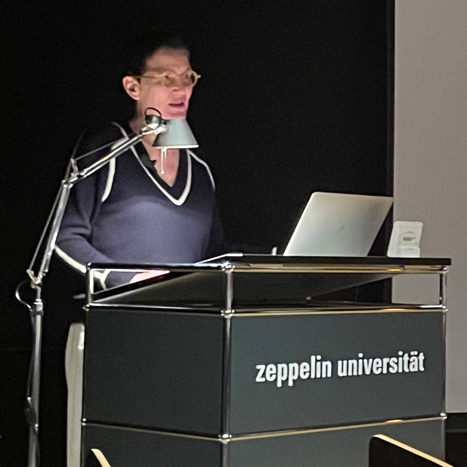 Prof. van den Berg: Die Kunst der Stunde Null. Pathologien einer Kriegsgeneration | Die Zeit danach - Ringvorlesung