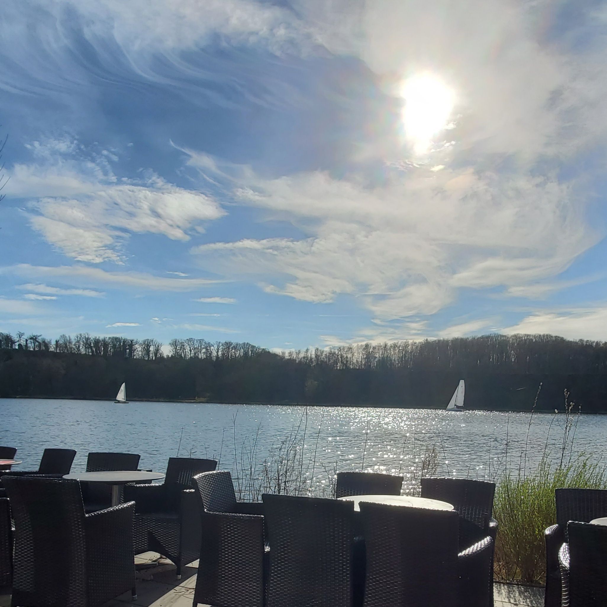 Sonne löst den Nebel auf