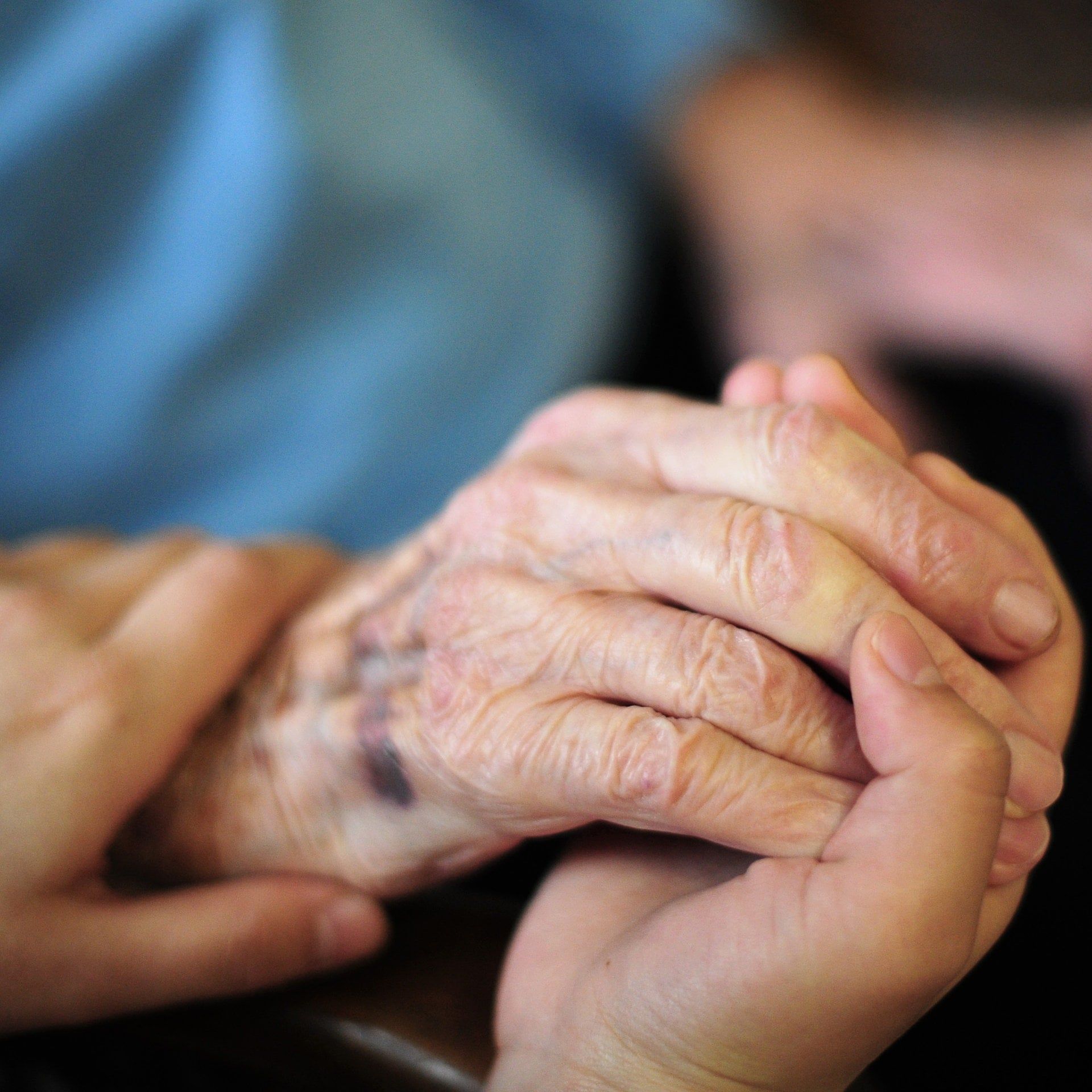 Hospizarbeit in Deutschland – Sterbende begleiten, den Tod sichtbar machen