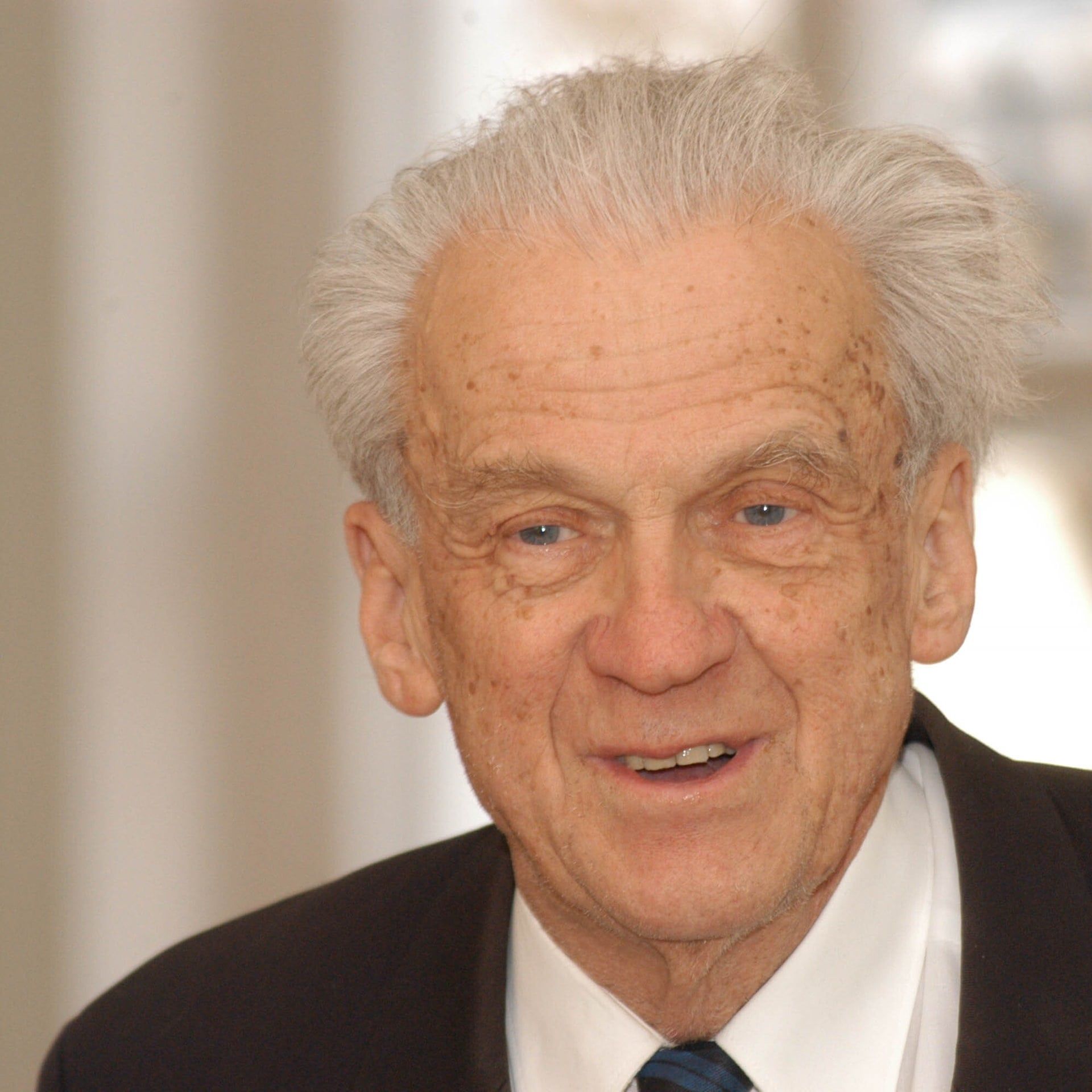 Walter Jens – Brillanter Rhetoriker und Radikaldemokrat