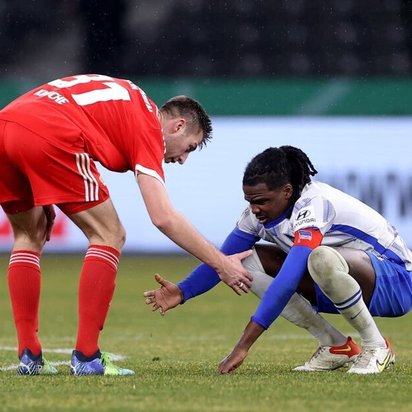 S1 Ep320: Berlin derby, Ligue 1 lowdown, Scottish fitba and a twist in the Scudetto race
