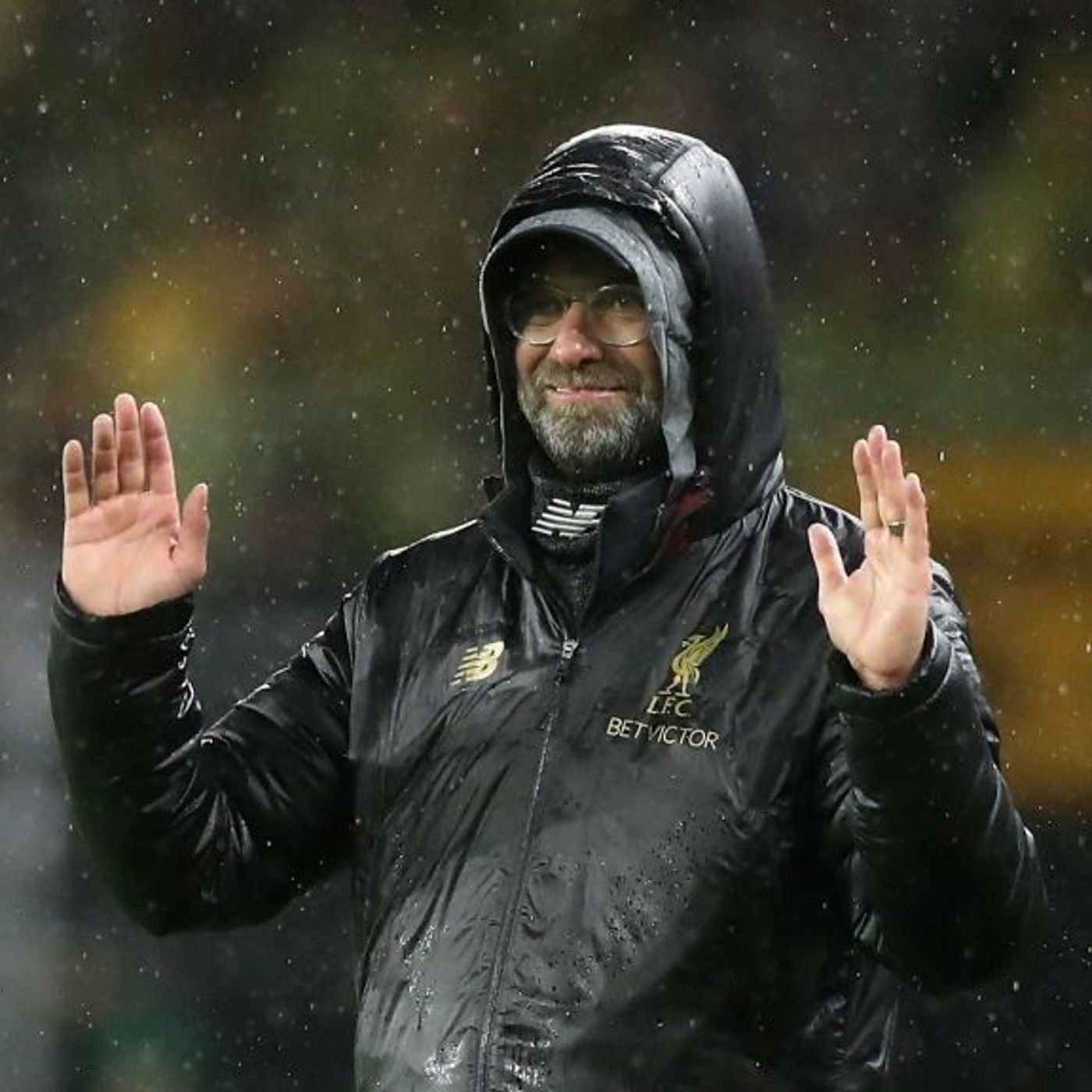 S1 Ep131: Premier League bumper review, transfer window talk and gold steaks