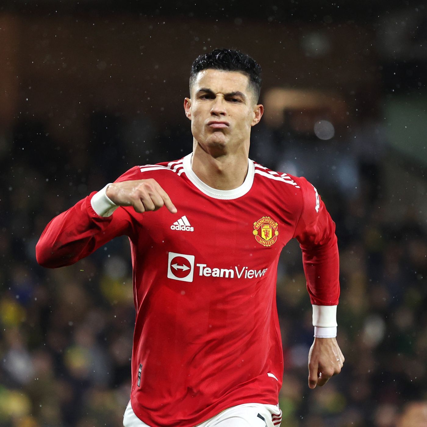 S1 Ep337: Cristiano's Man United dilemma, Mo Salah's Liverpool future & Football's wildest conspiracies!