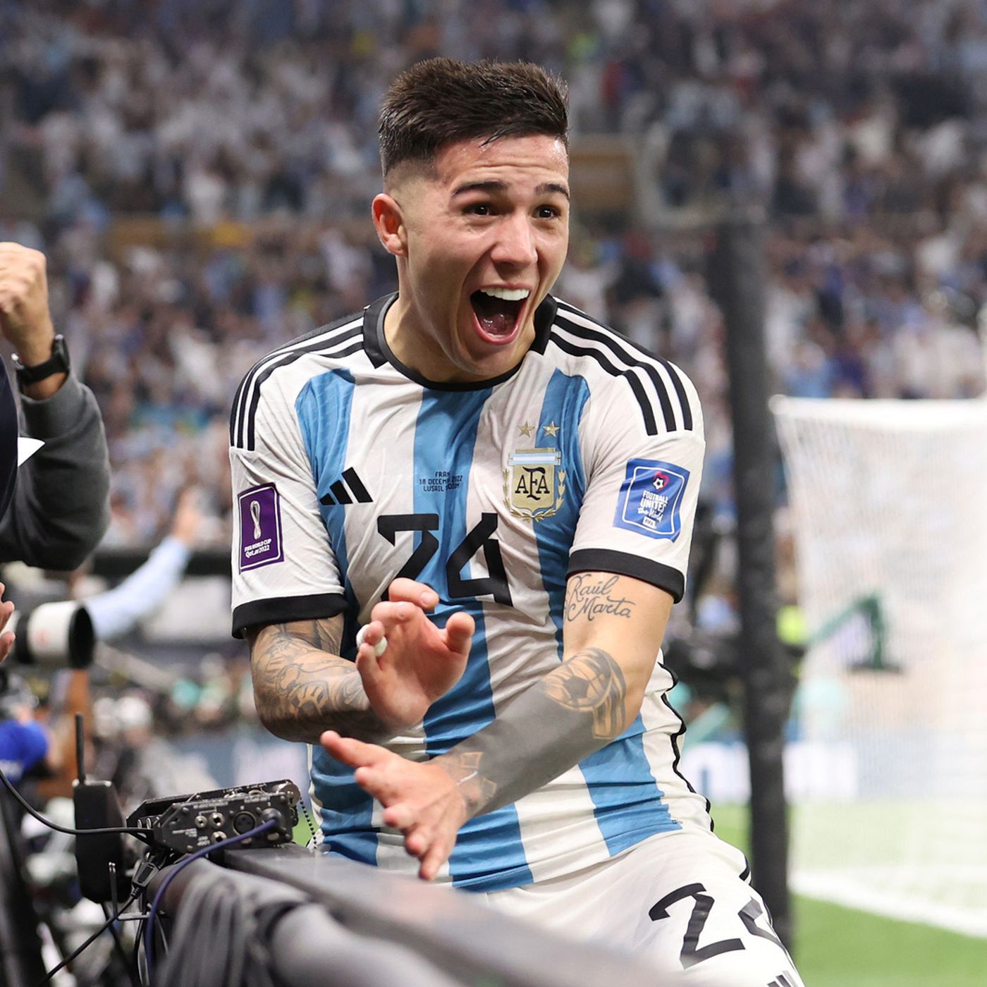 S1 Ep405: Enzo Fernandez will never be worth it, City make a big mistake + transfer window round-up!
