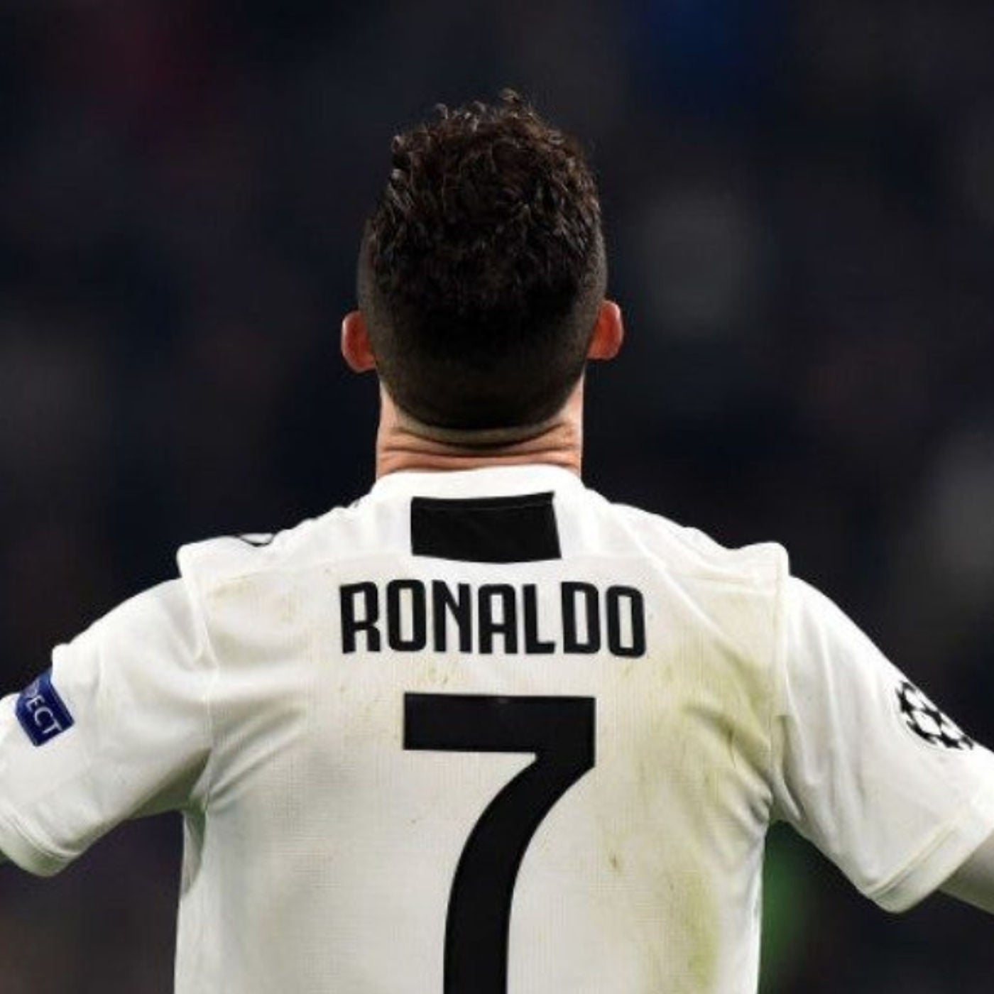 S1 Ep140: Zidane’s shock return to Real and the amazing Ronaldo