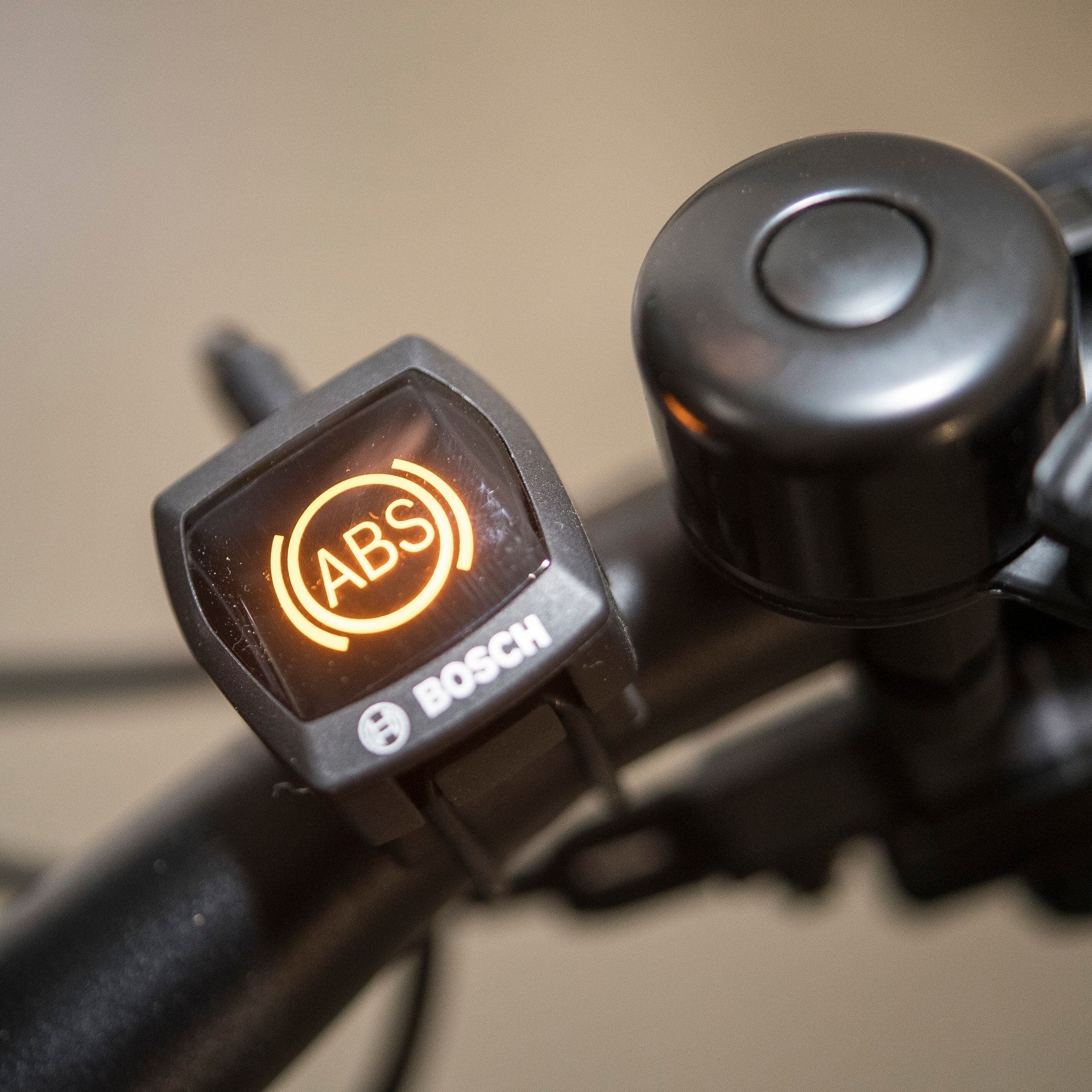 Technik aus der Autoindustrie soll E-Bikes sicherer machen