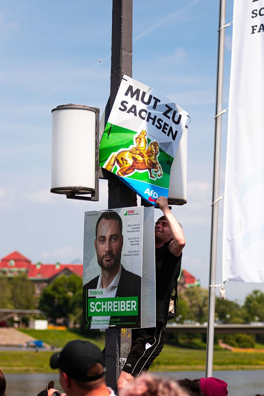 „Wir müssen bloß gucken: Was pickt die AfD raus“ – Isabel Garcia analysiert kommunikative Probleme, die der Partei einen roten Teppich ausgerollt“ haben.