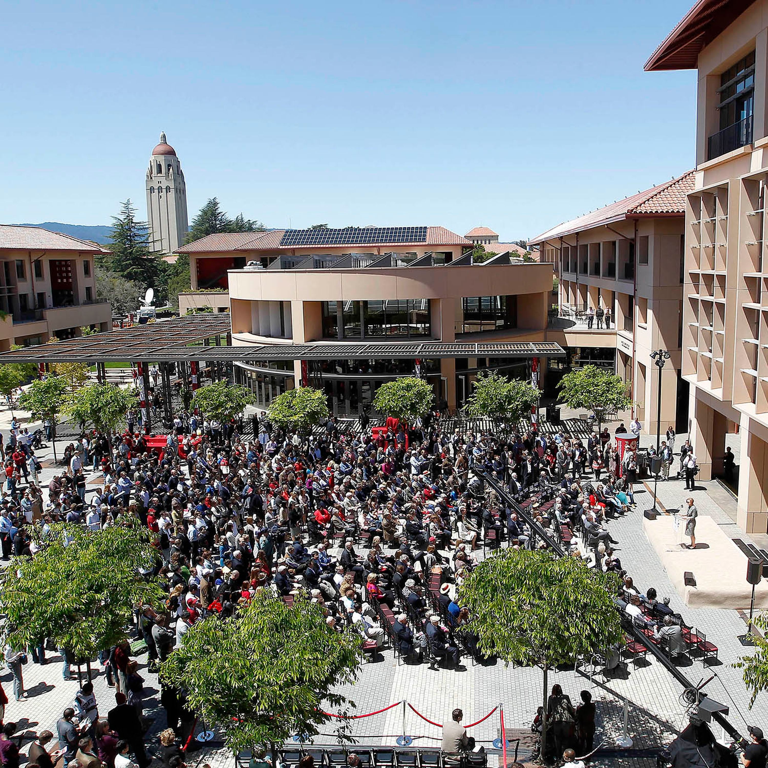 Stanford tops FT's MBA ranking