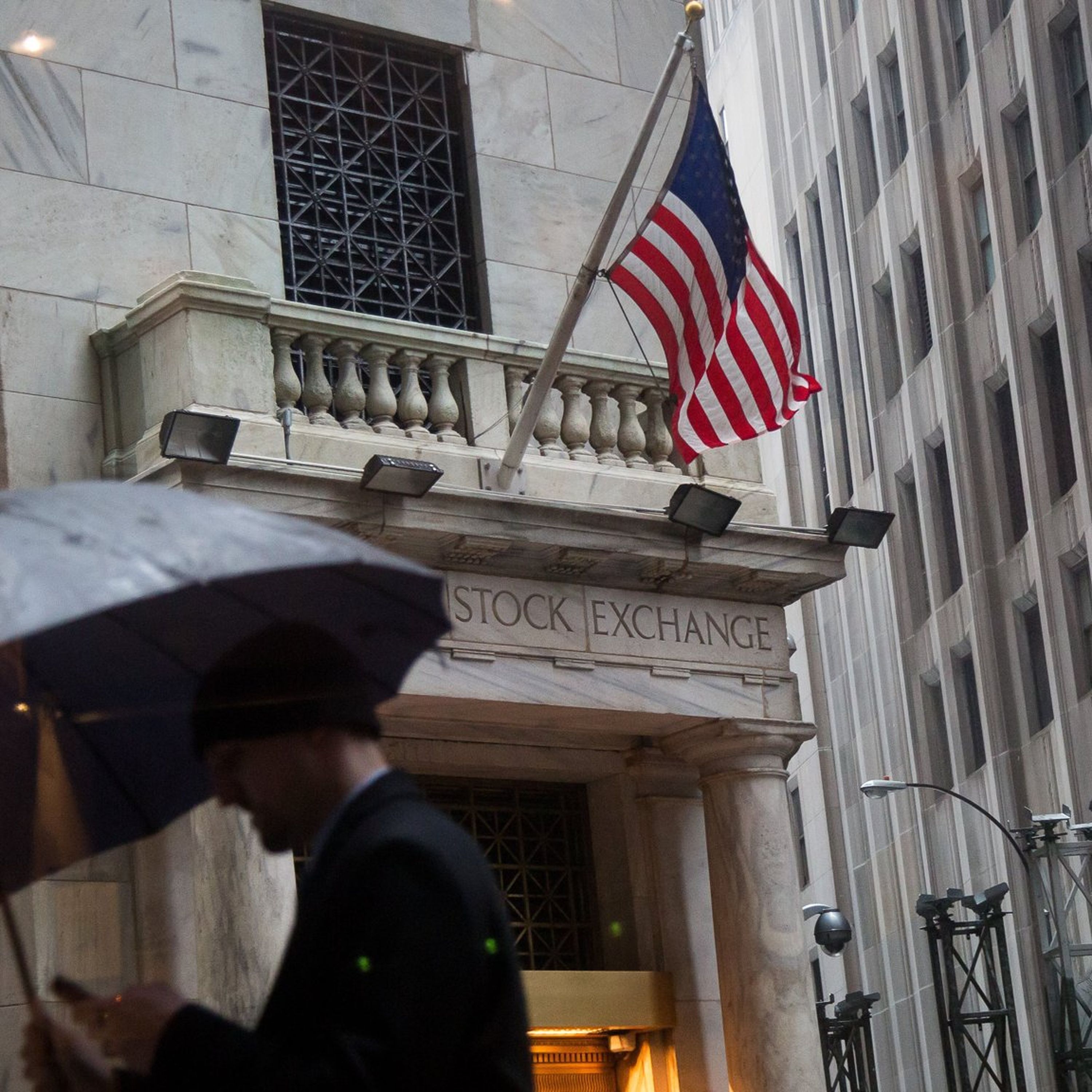 Who is the world's highest paid banker?