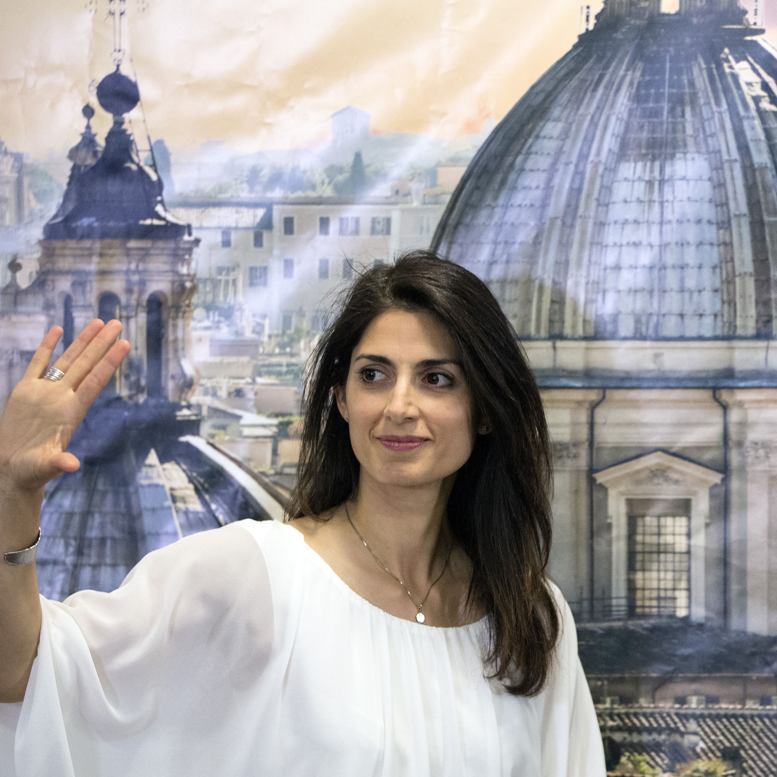 Rome elects its first female mayor