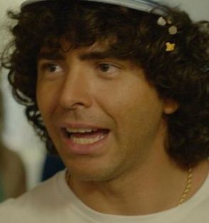 TV-Tipps im November 2021: Maradona, Faking Hitler, Furia, Westwall, Zero, Your Life Is A Joke