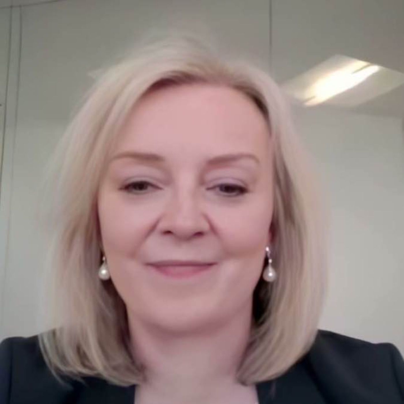 «Die Schweiz sollte gegenüber der EU hart bleiben»: Britische Ex-Premierministerin Liz Truss über Donald Trump, den Ukraine-Krieg und China