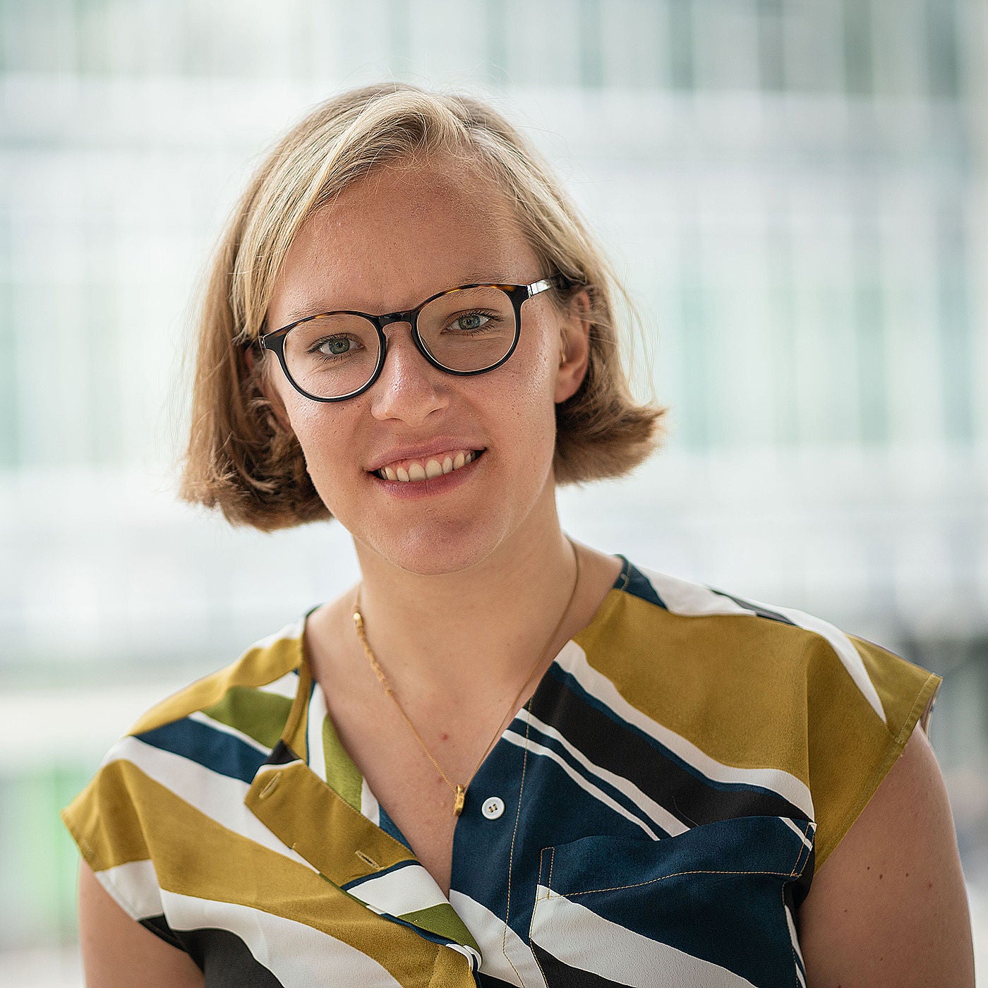 "Wir haben Wahrheitskriterien" | Raphaela Edelbauer, Philosophin