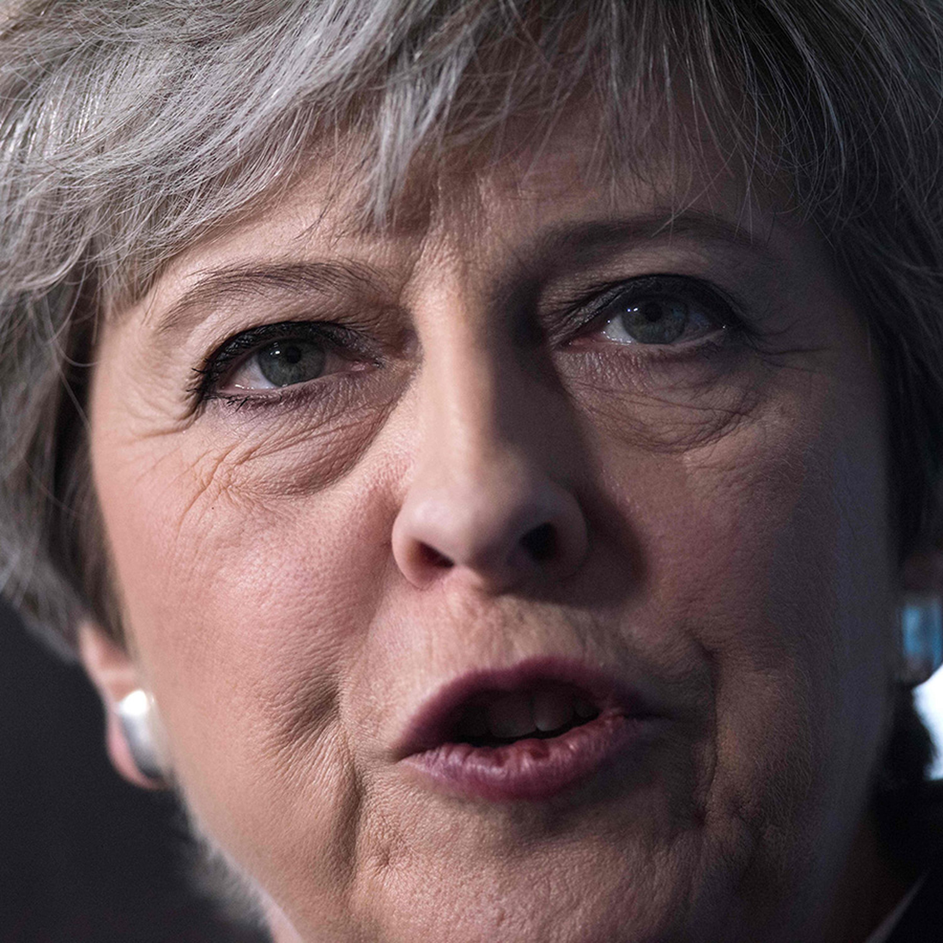 Stakes raised in Brexit talks