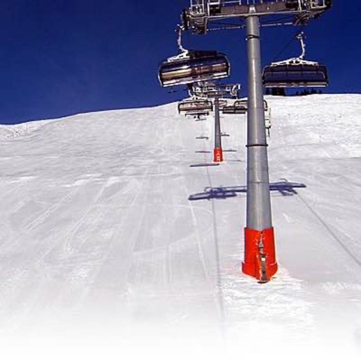 Kein Aprilscherz: Traumwetter, Traumschnee - und die Pisten sind leer